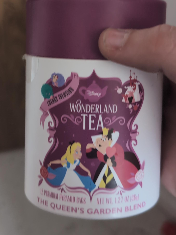 Disney Wonderland Tea: Queen's Garden Blend thumbnail