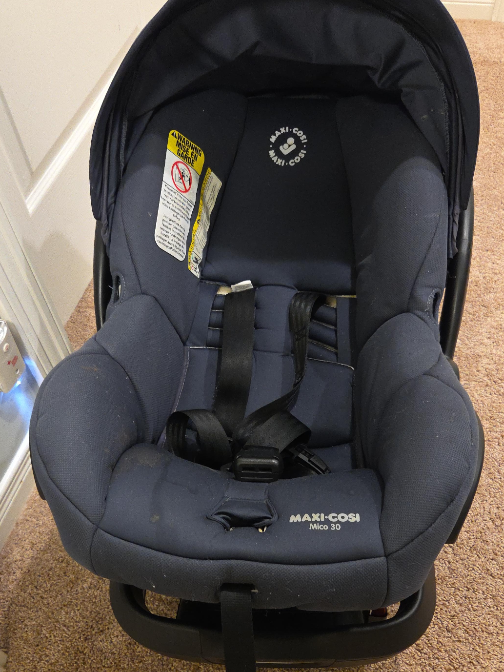 Maxi-Cosi Mico 30 Infant Car Seat thumbnail