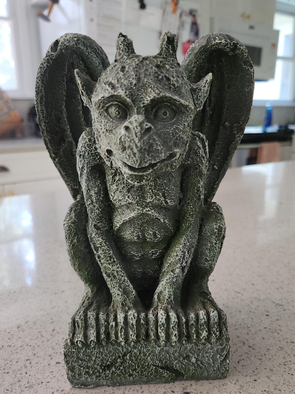 Gargoyle Statue thumbnail