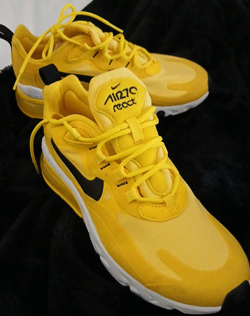 Nike Air Max 270 React Yellow thumbnail