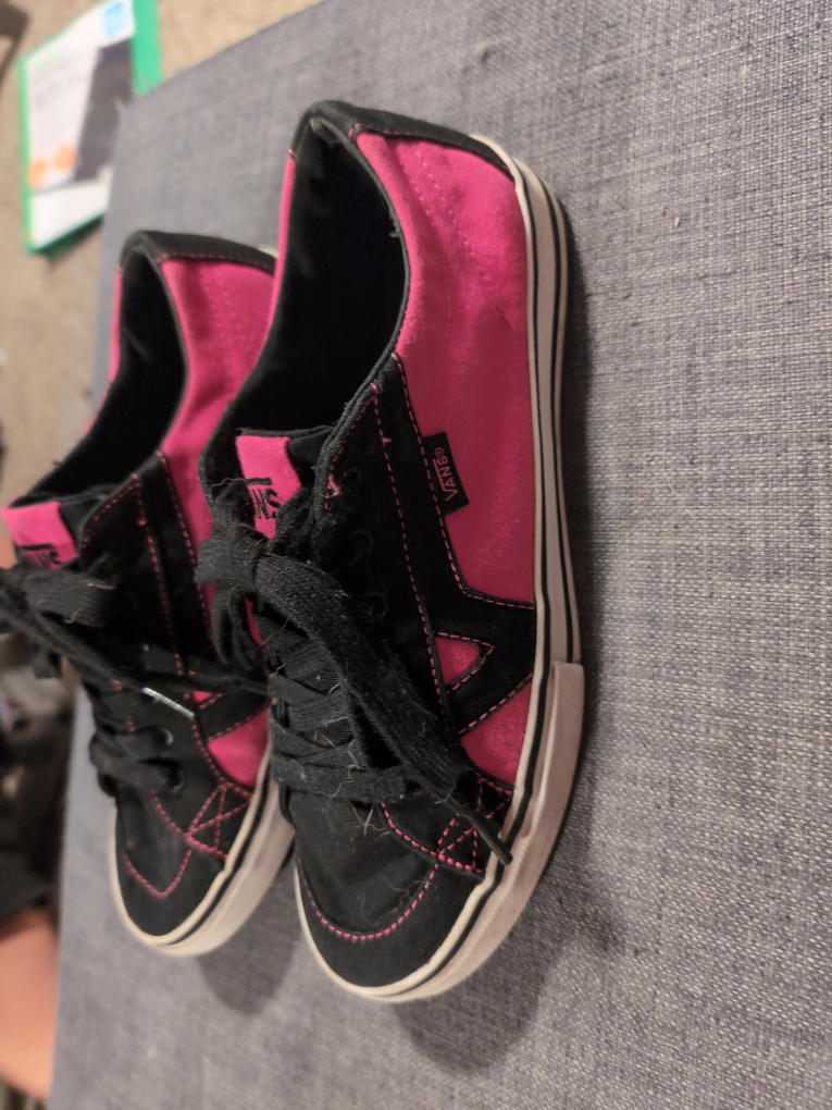 Vans Sneakers - Pink and Black thumbnail