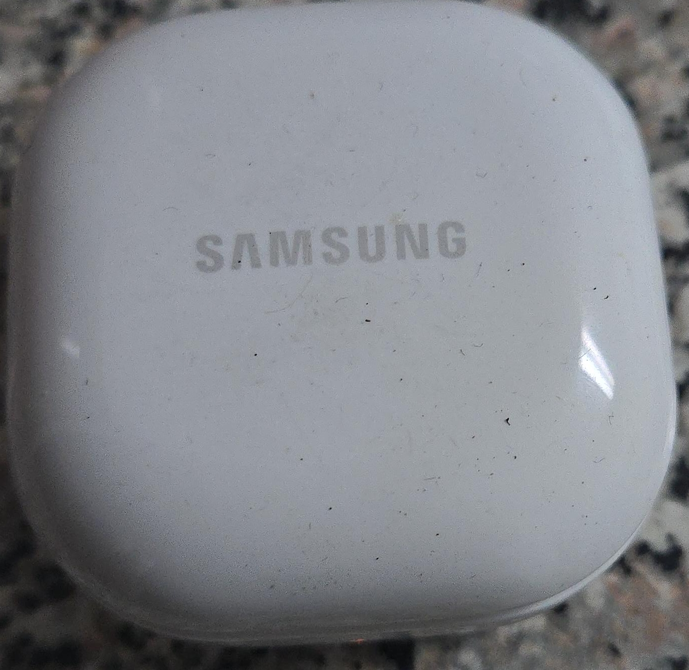 Samsung Galaxy Buds Case - White thumbnail