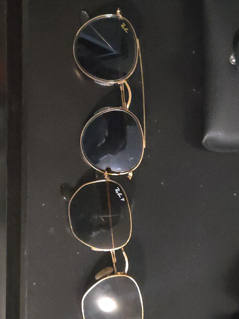 Ray-Ban Sunglasses read the description thumbnail