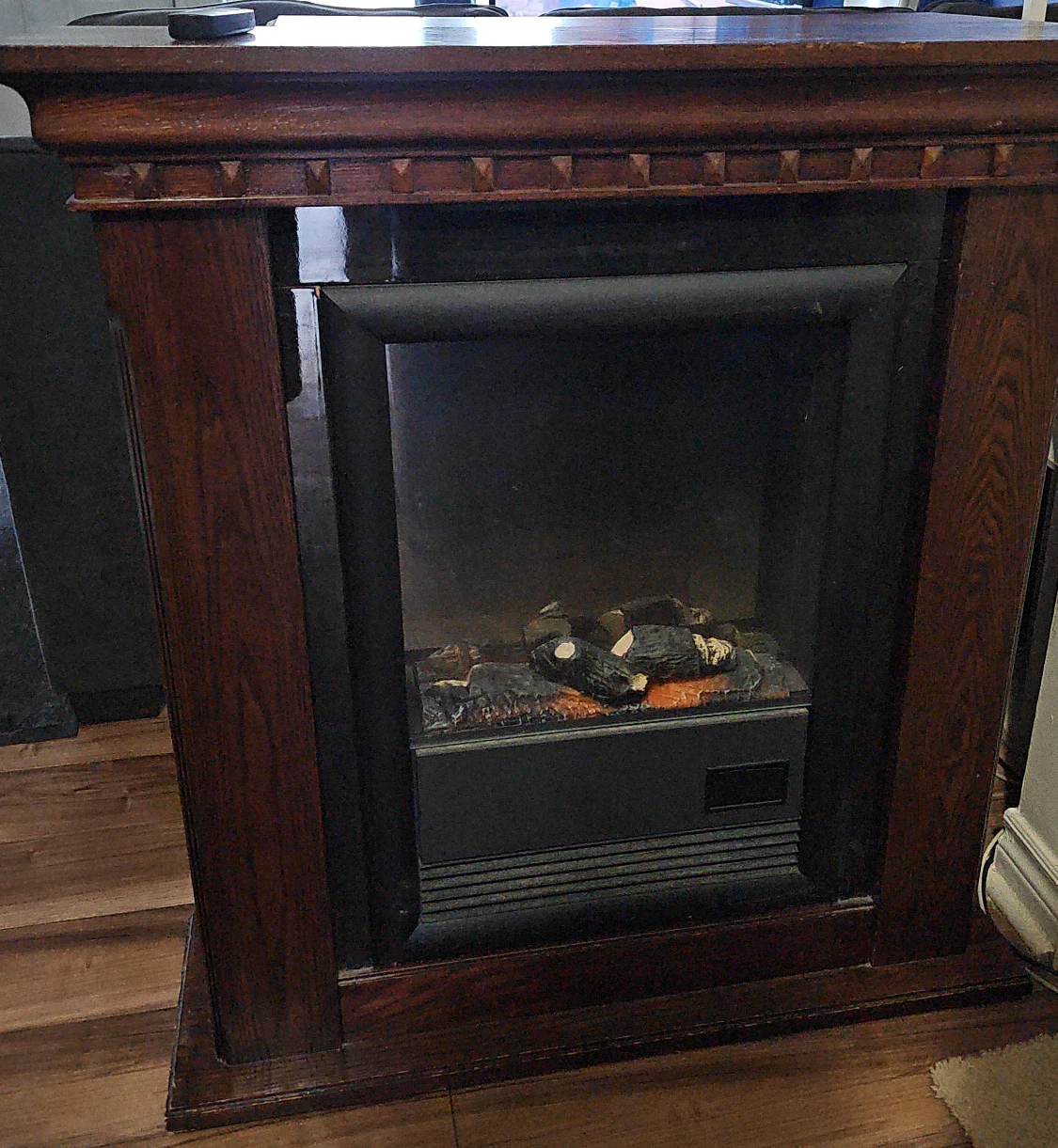 Electric Fireplace with Remote thumbnail