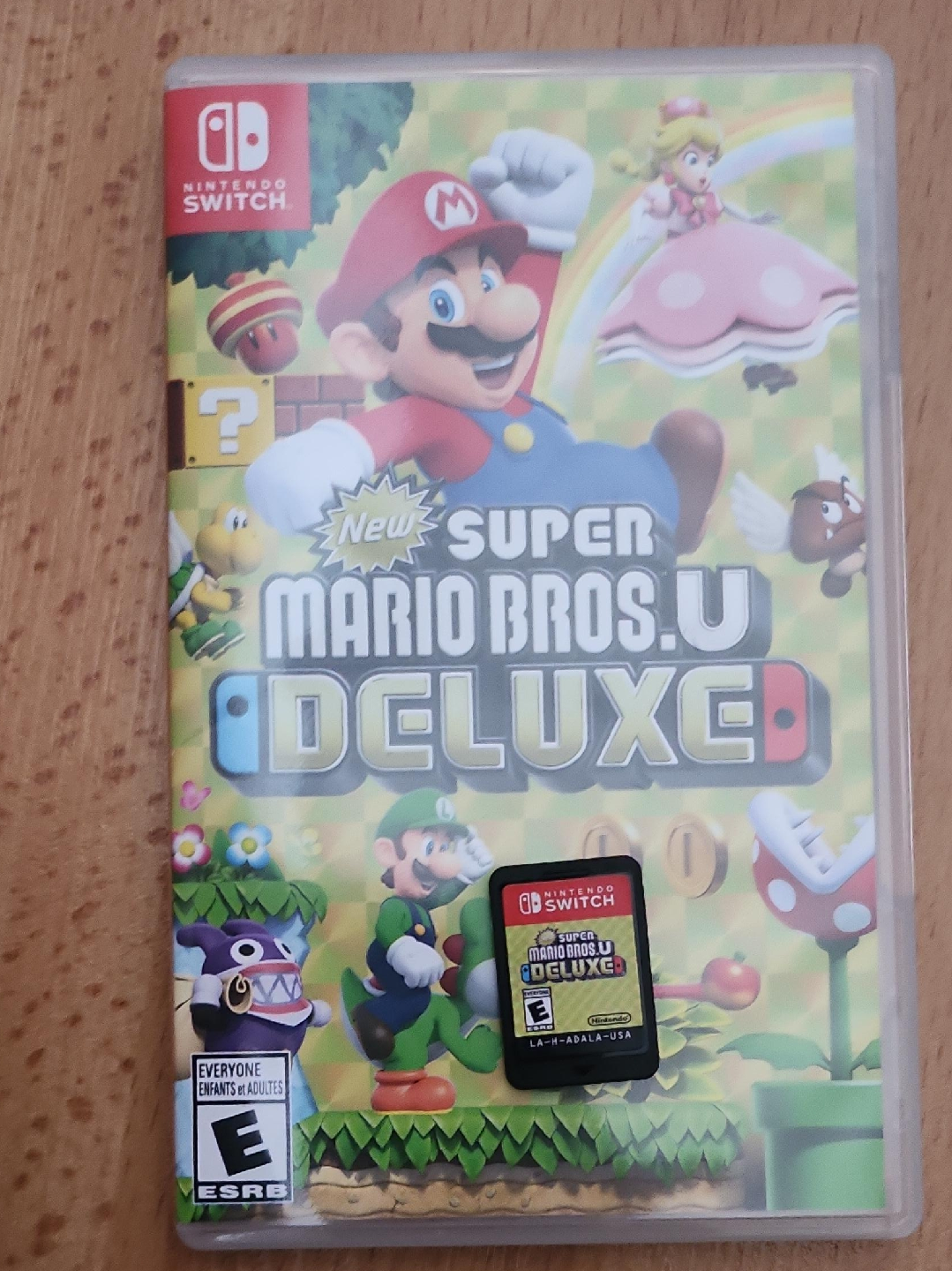 New Super Mario Bros. U Deluxe - Nintendo Switch thumbnail