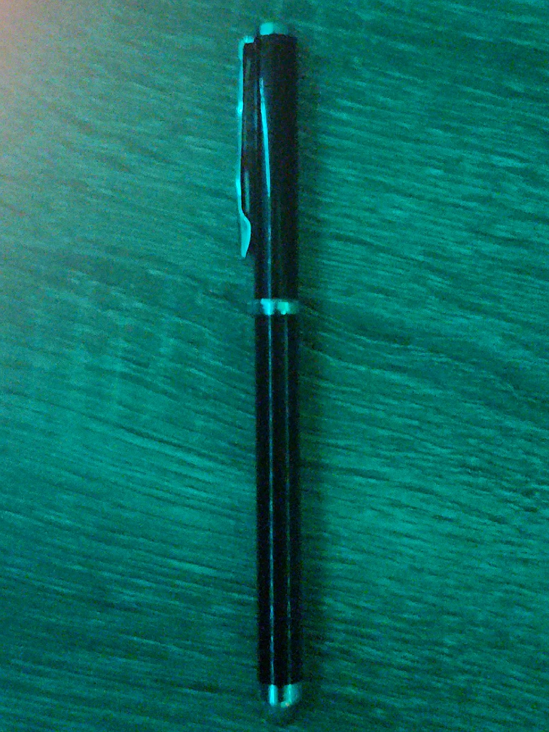 Black Pen that can screen thumbnail
