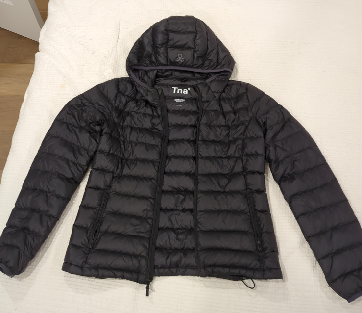 TNA Botanie Puffer Jacket - Size S thumbnail