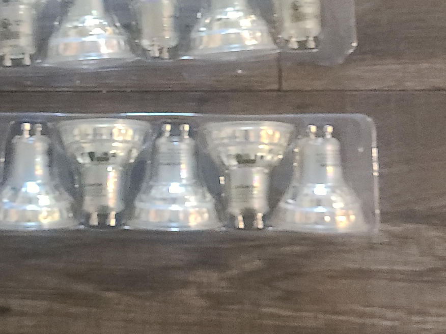 Lumiverse LED Light Bulbs, 4W, 5000K, 10 Pack thumbnail