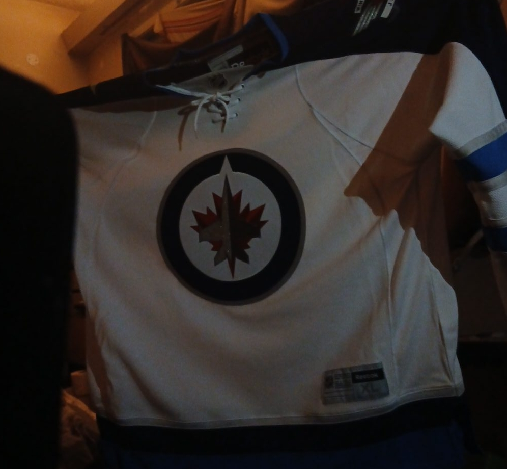 Winnipeg Jets Reebok Hockey Jersey - XL thumbnail