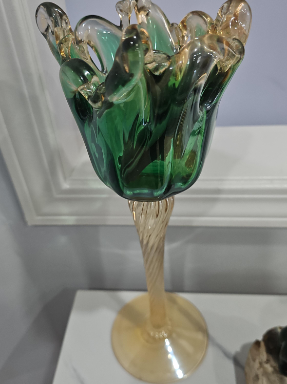 Green & Gold Art Glass Vase thumbnail