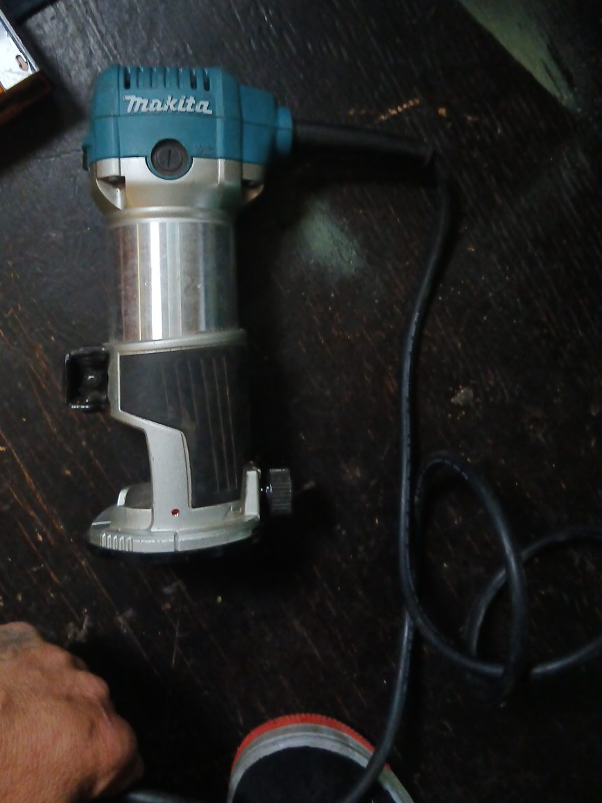 Makita Router thumbnail