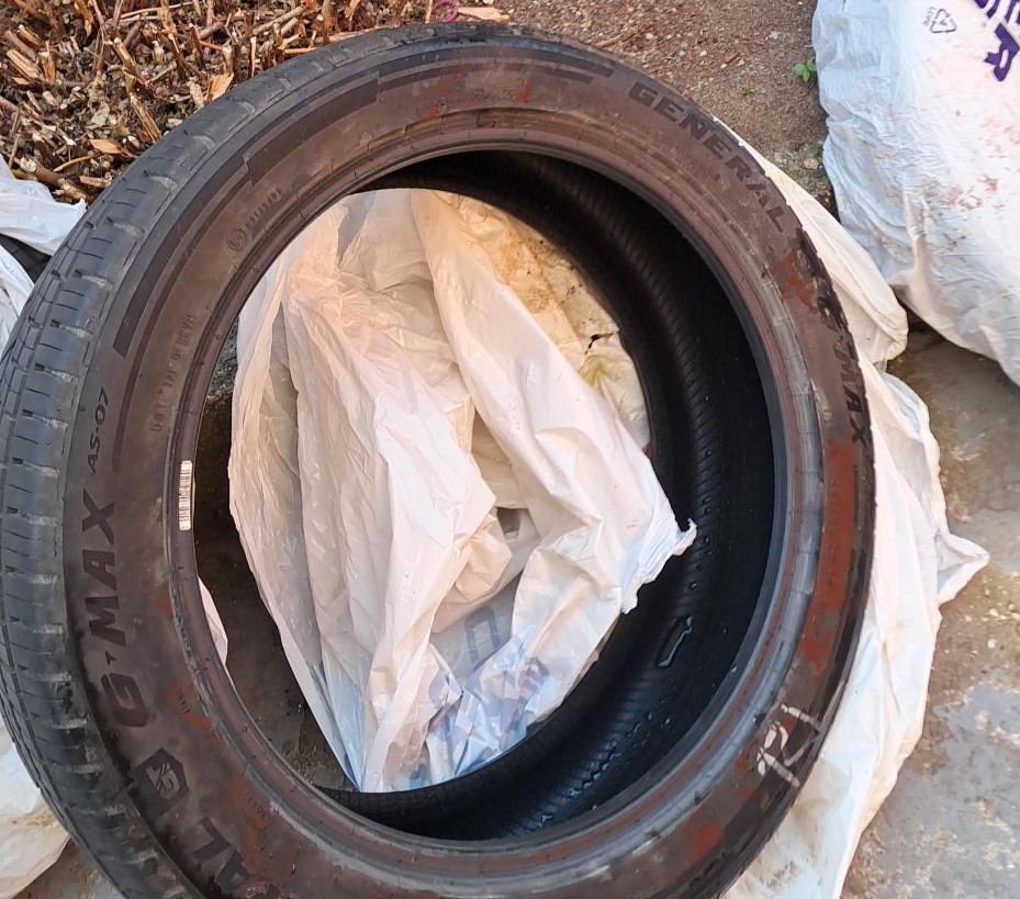 General G-MAX AS-07 Tire thumbnail