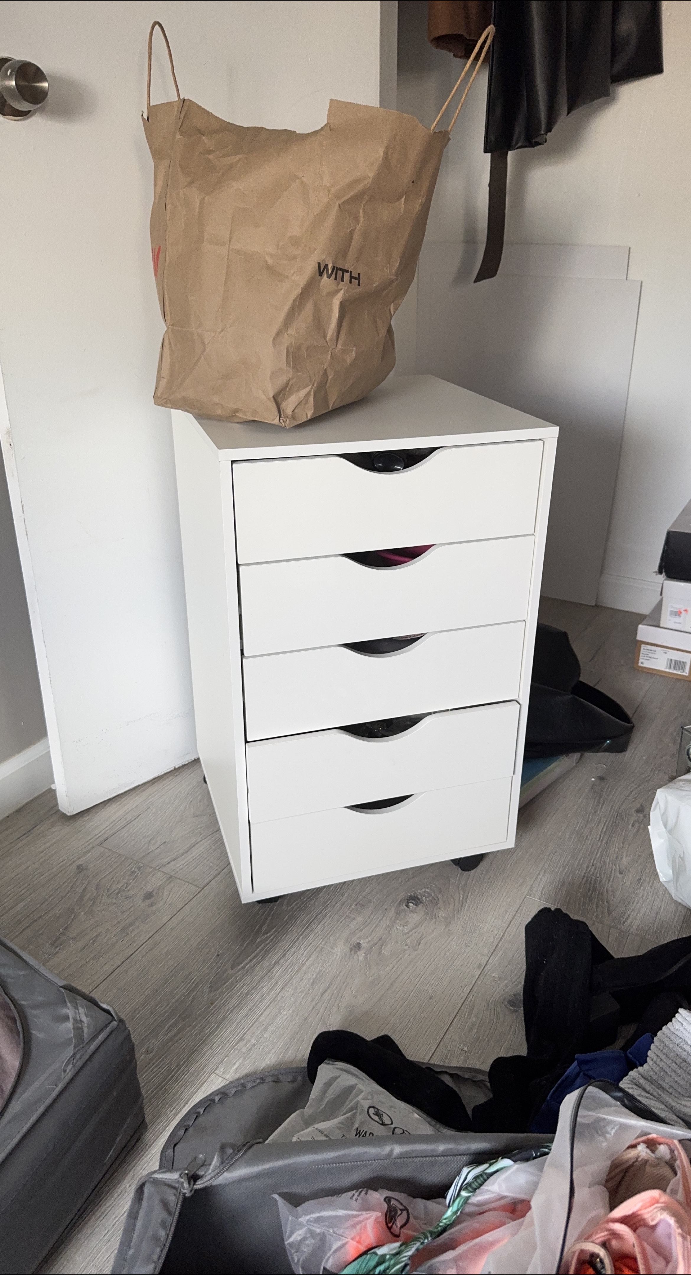 White 5 Drawer Unit on Wheels thumbnail