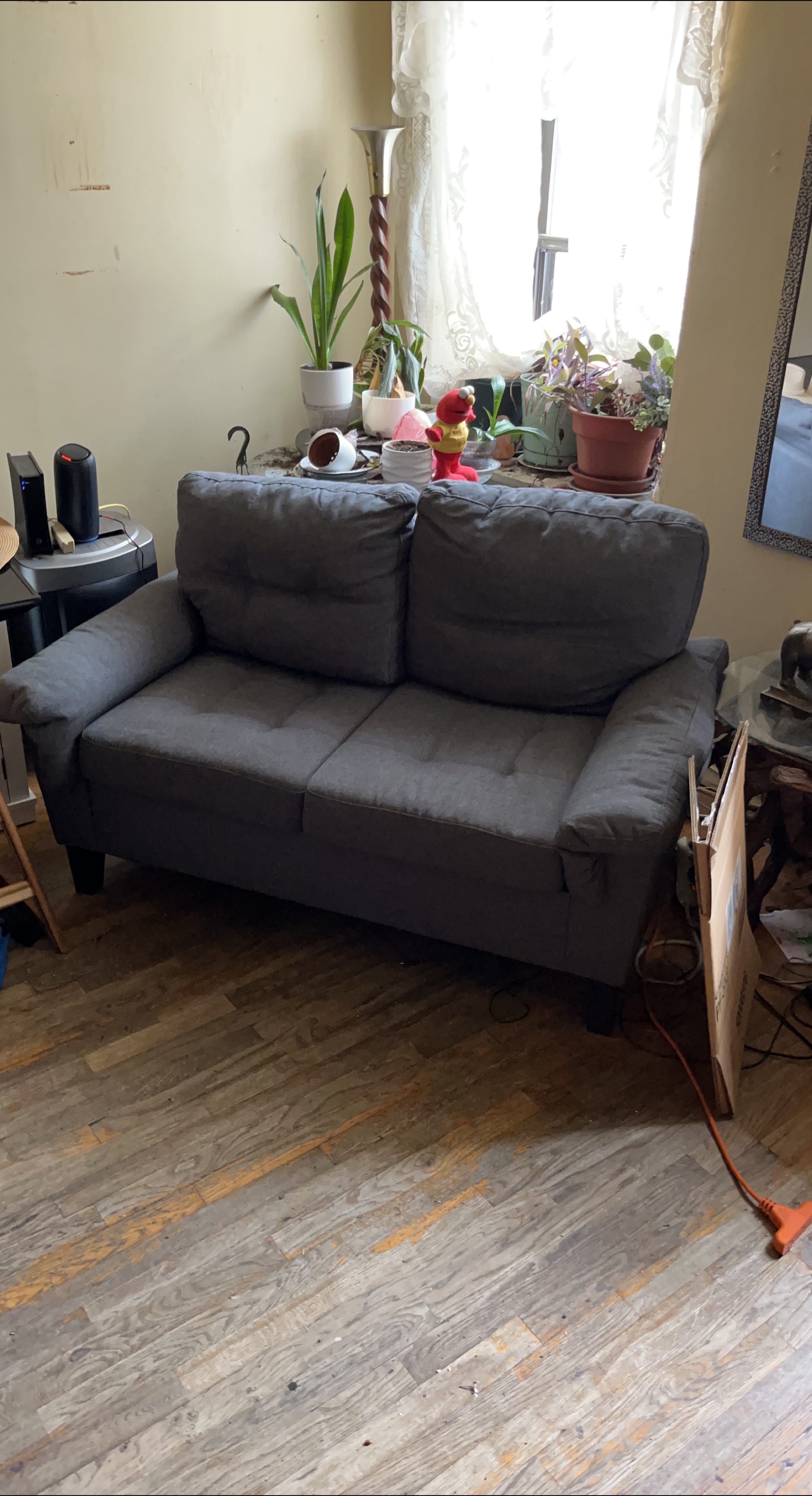 Loveseat Sofa thumbnail