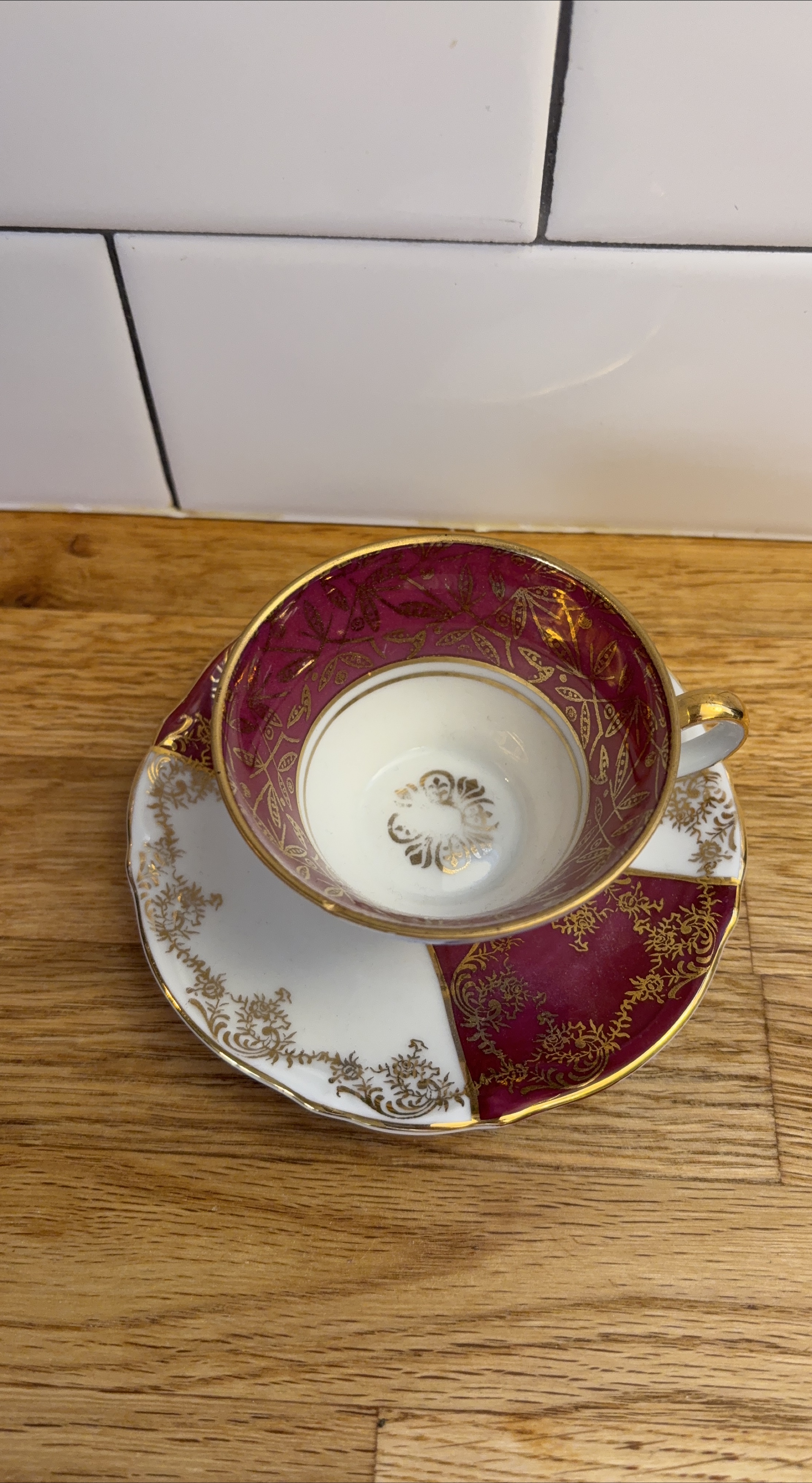 Vintage Tea Cup and Saucer Set thumbnail