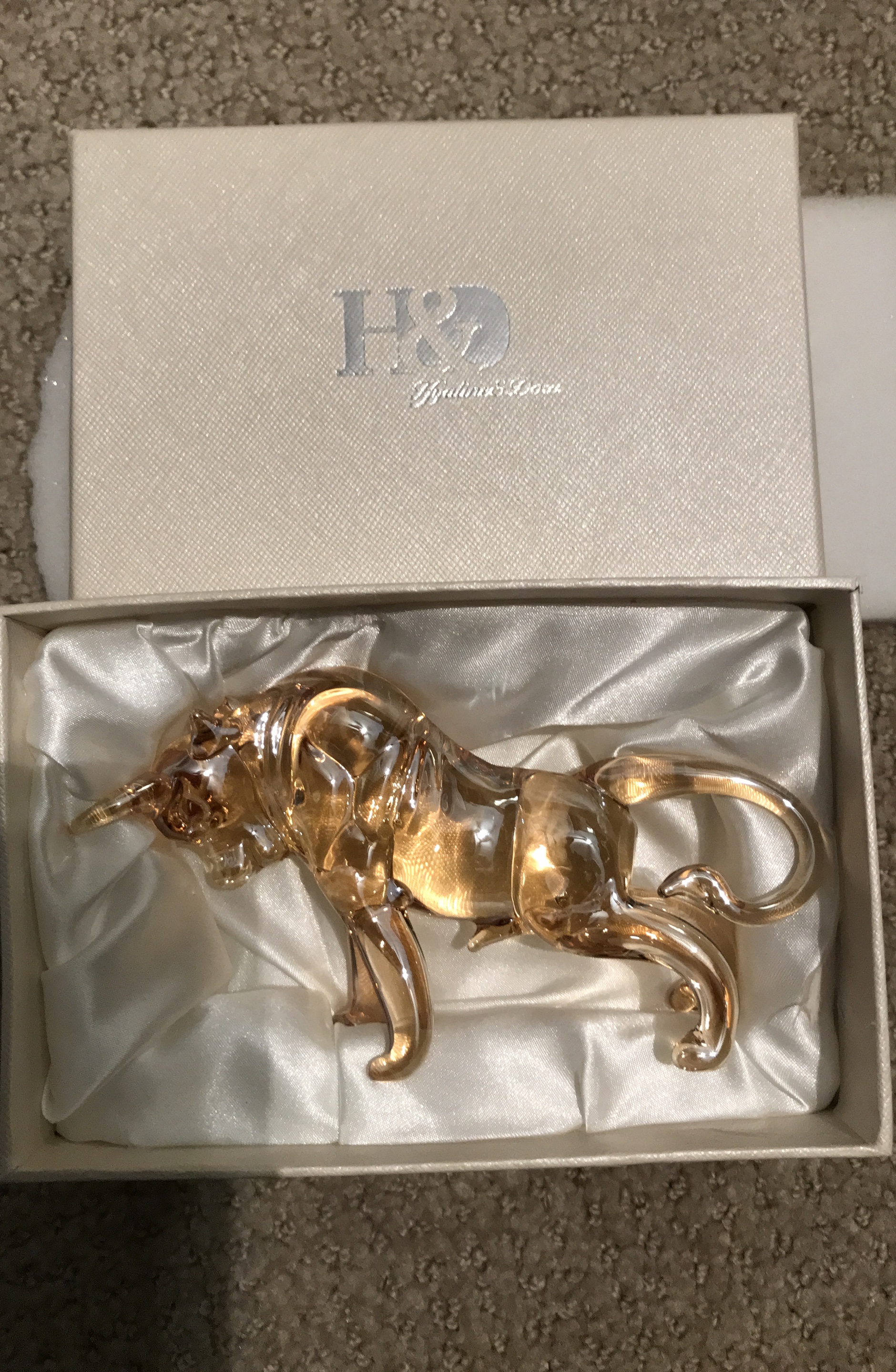 H&D Crystal Bull Figurine