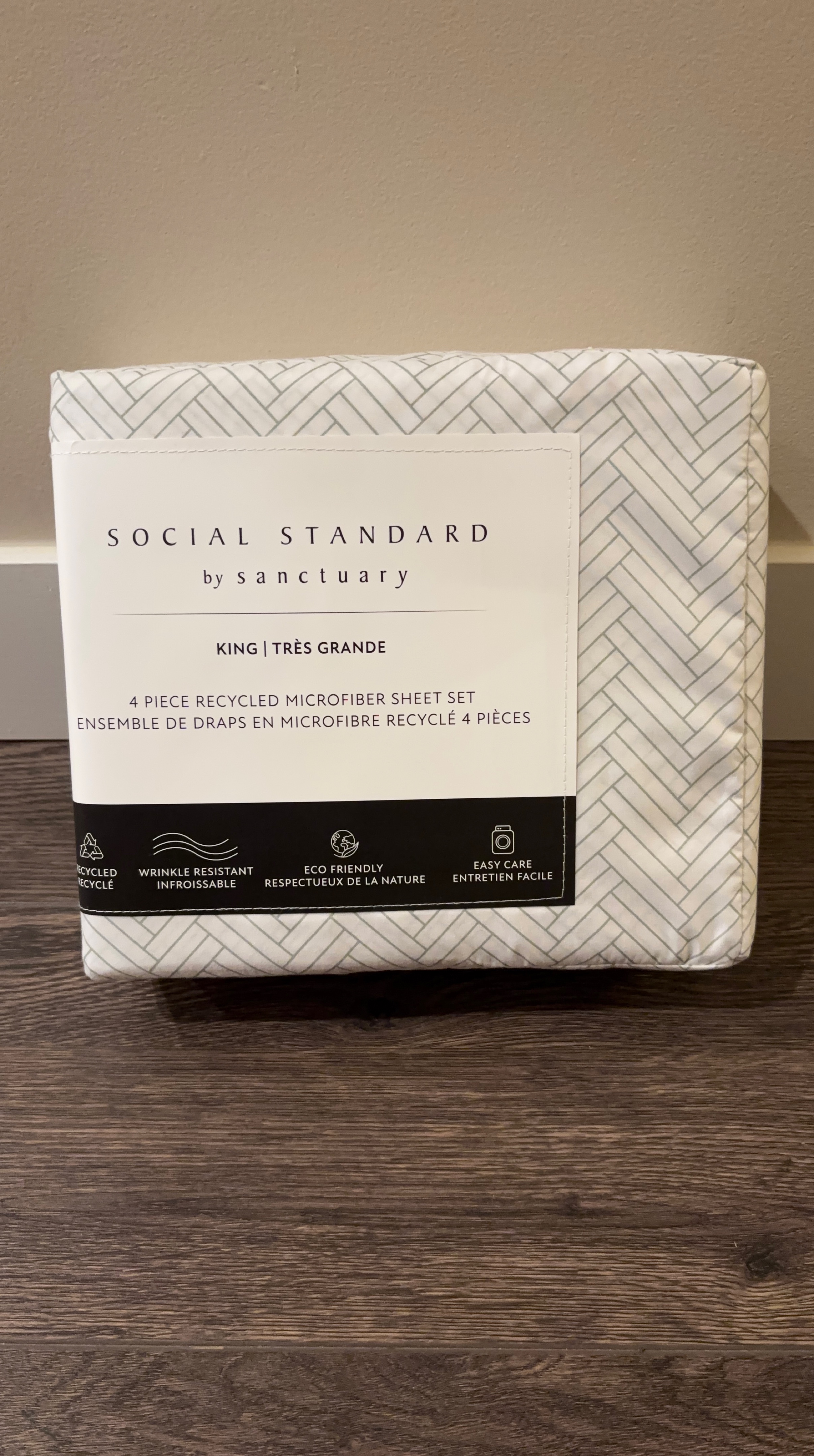 Social Standard Sanctuary King Sheet Set - New thumbnail