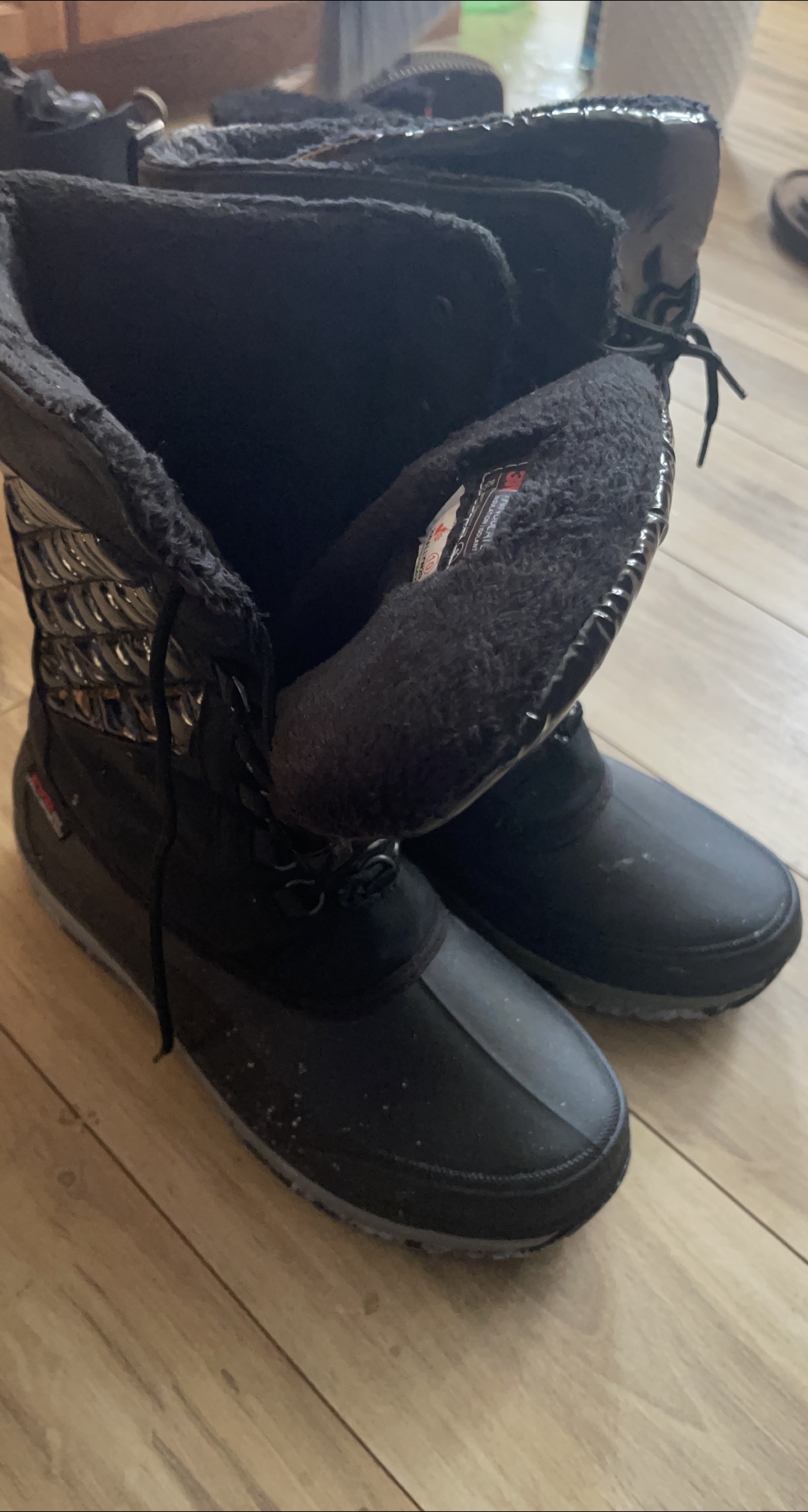Cougar Black Winter Boots