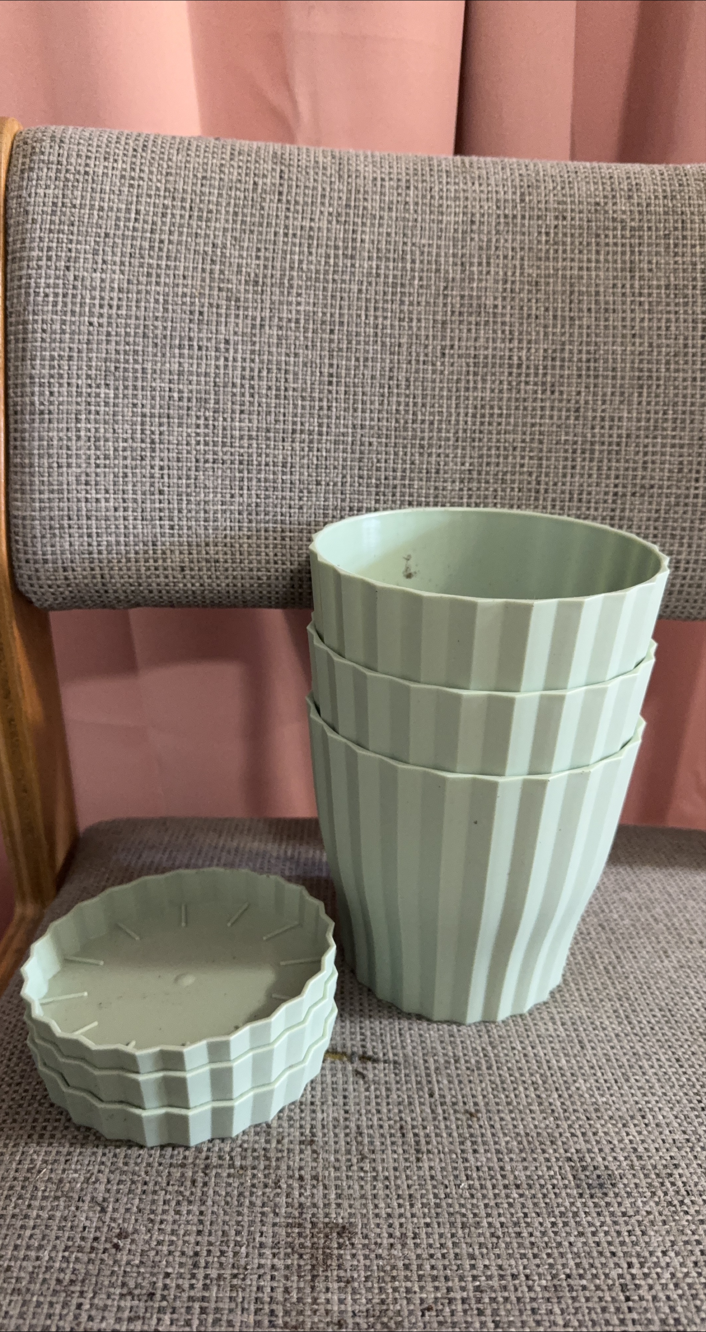 🥕Set of 3 Light Green Plant Pots
