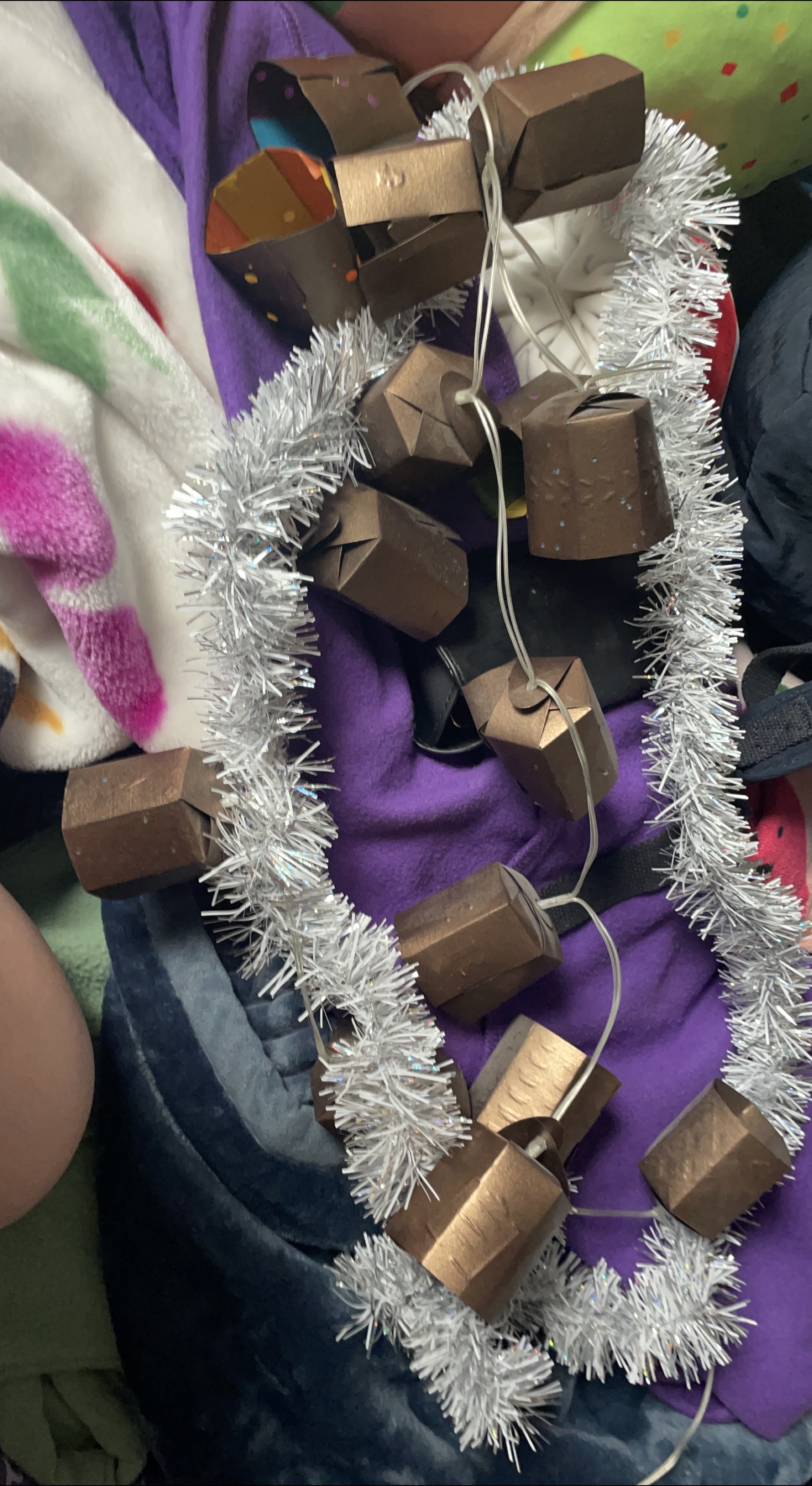 Brown Box  Lights with Silver Tinsel🥕 thumbnail