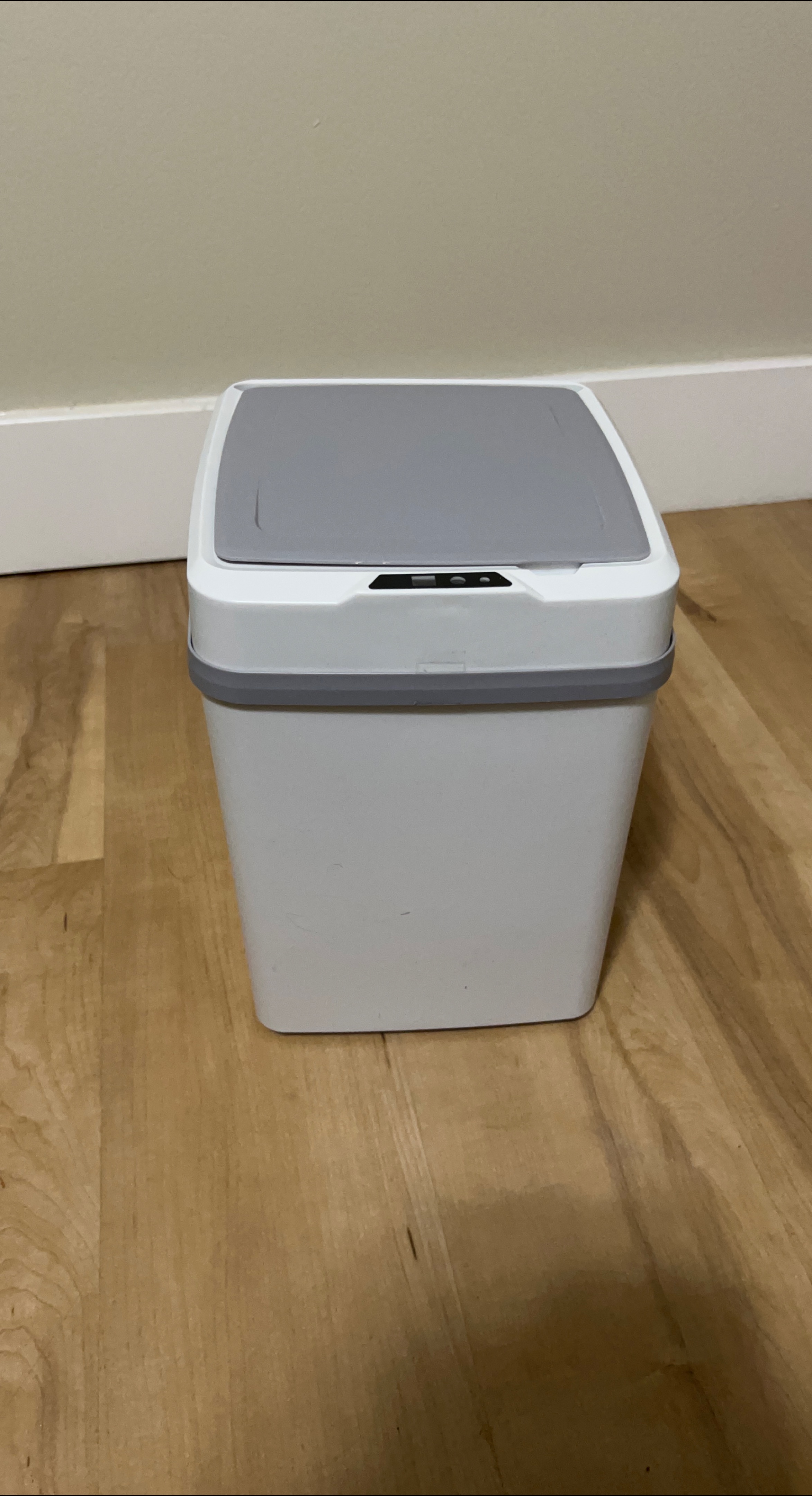 Touchless Trash Can - Grey and White