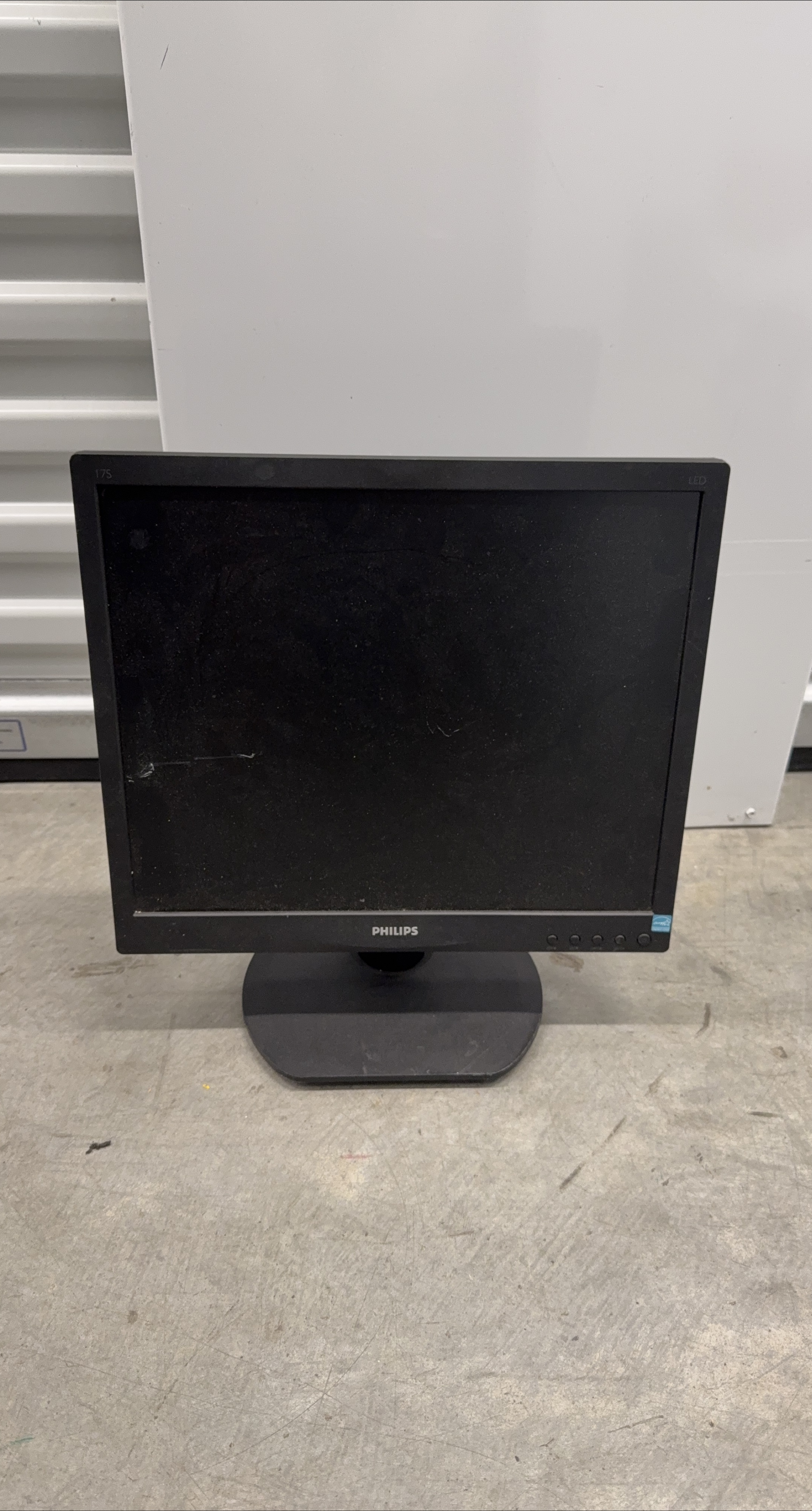 Philips 17S LCD Monitor thumbnail