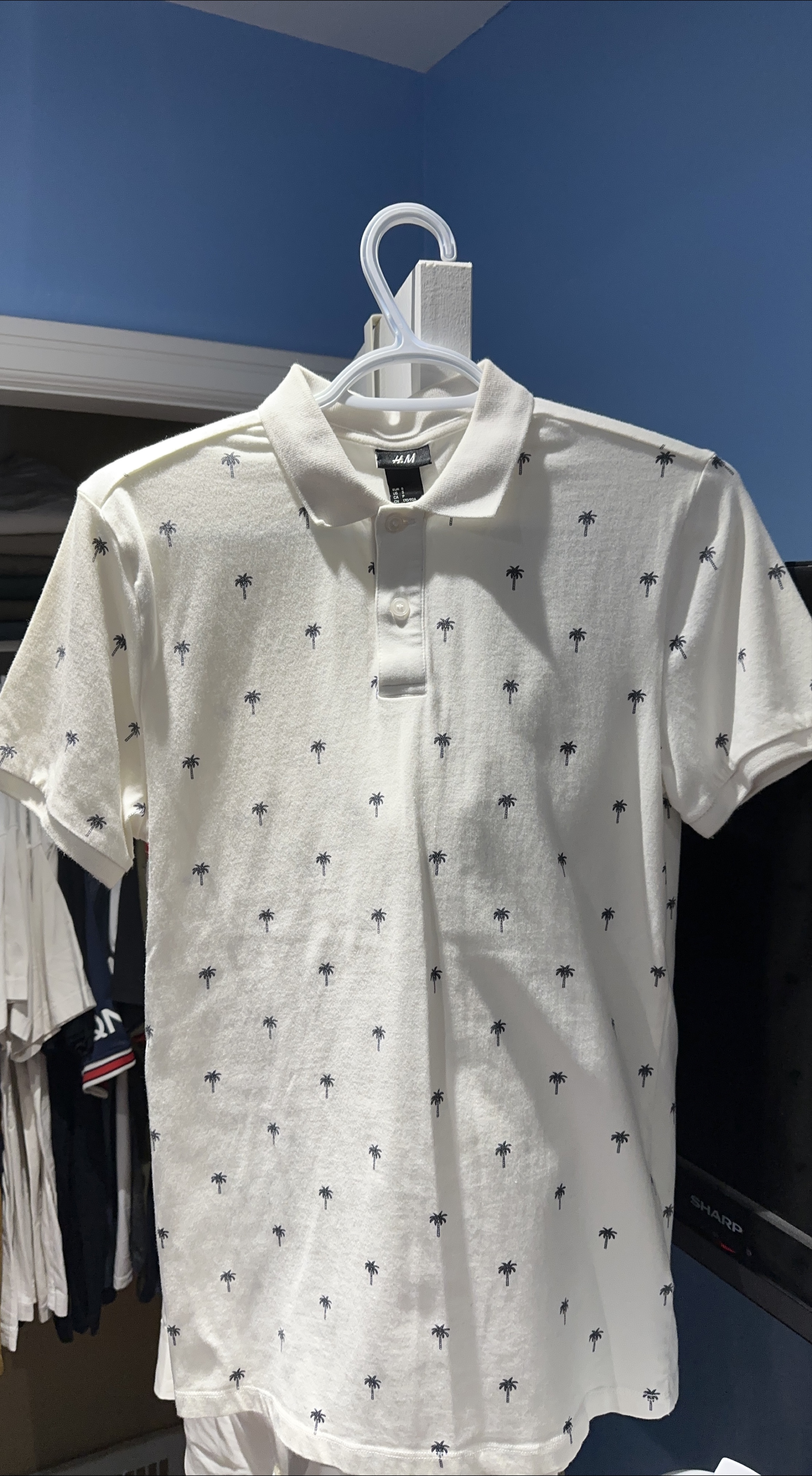 H&M White Palm Tree Polo Shirt - Size S thumbnail