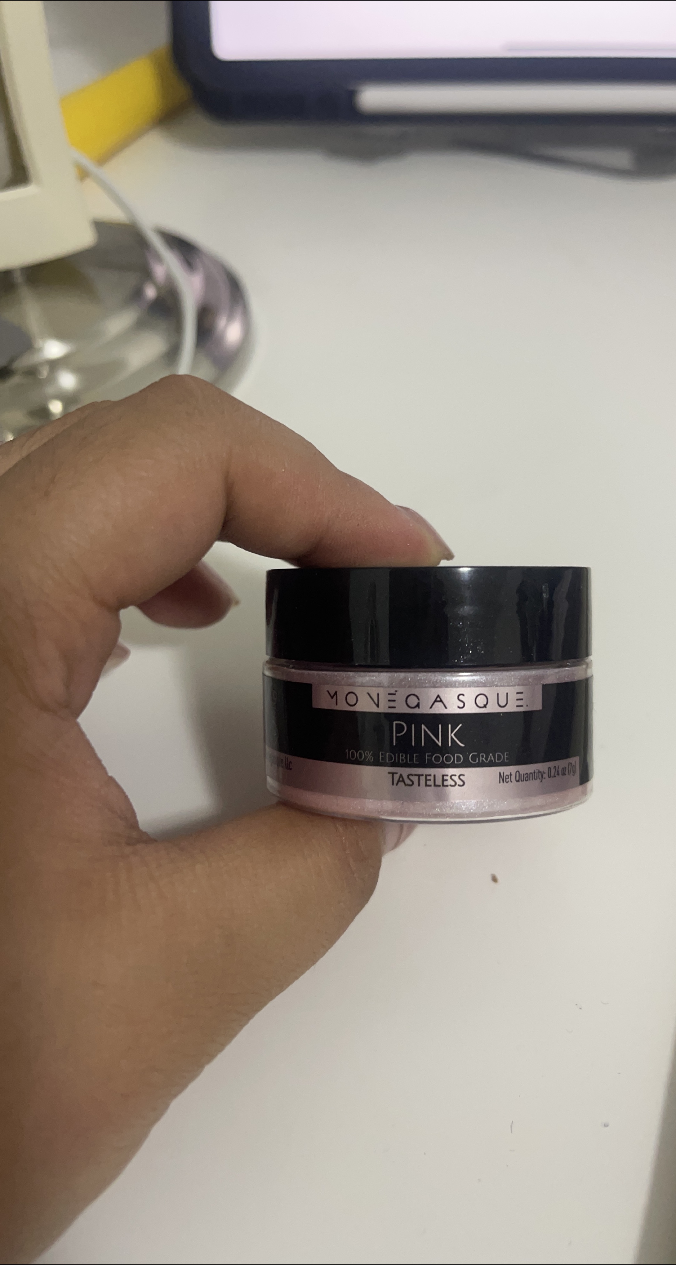 Monegasque Pink Edible Food Grade Colour glitter thumbnail