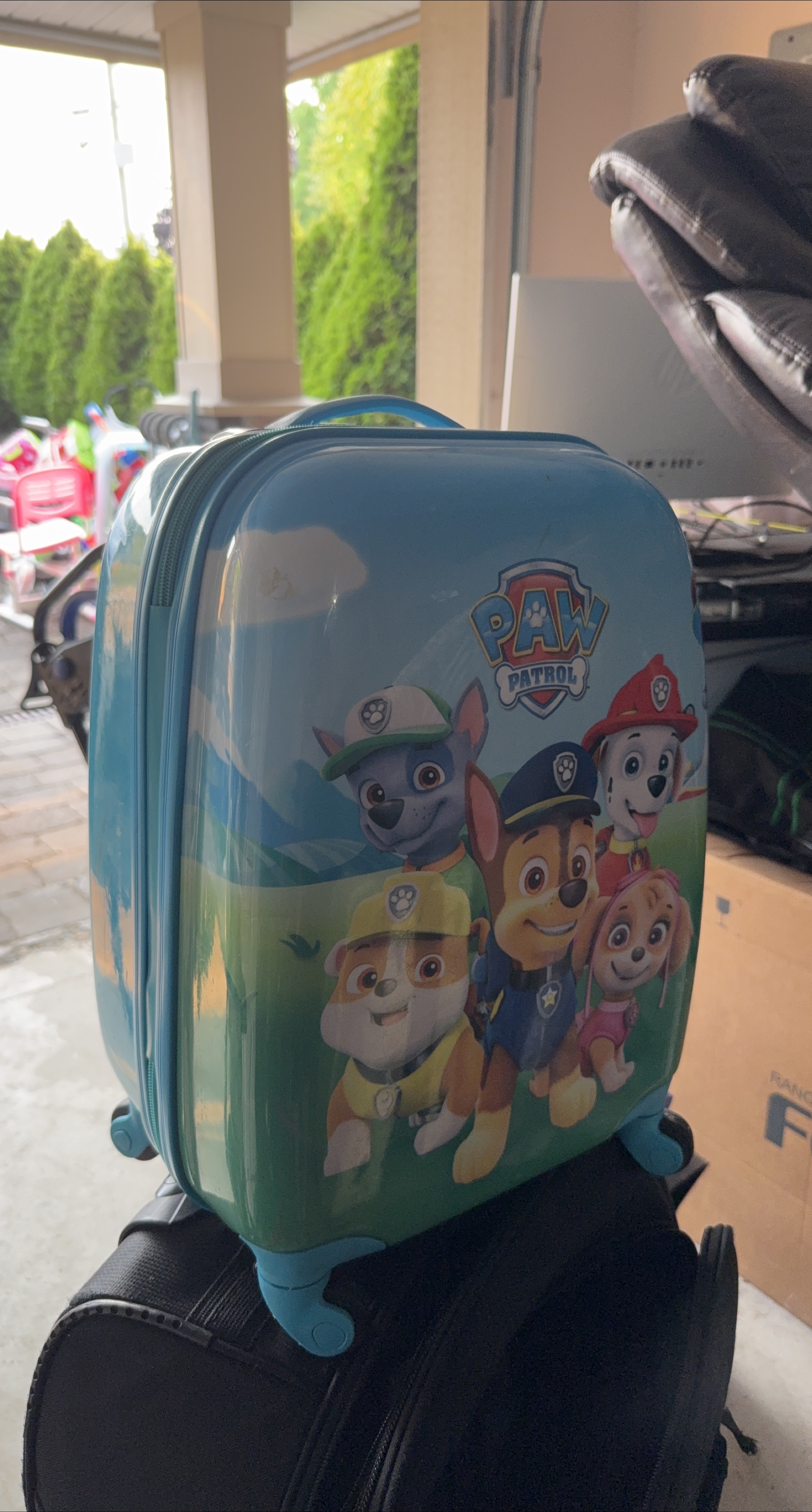 Paw Patrol Kids Carry-on Suitcase thumbnail