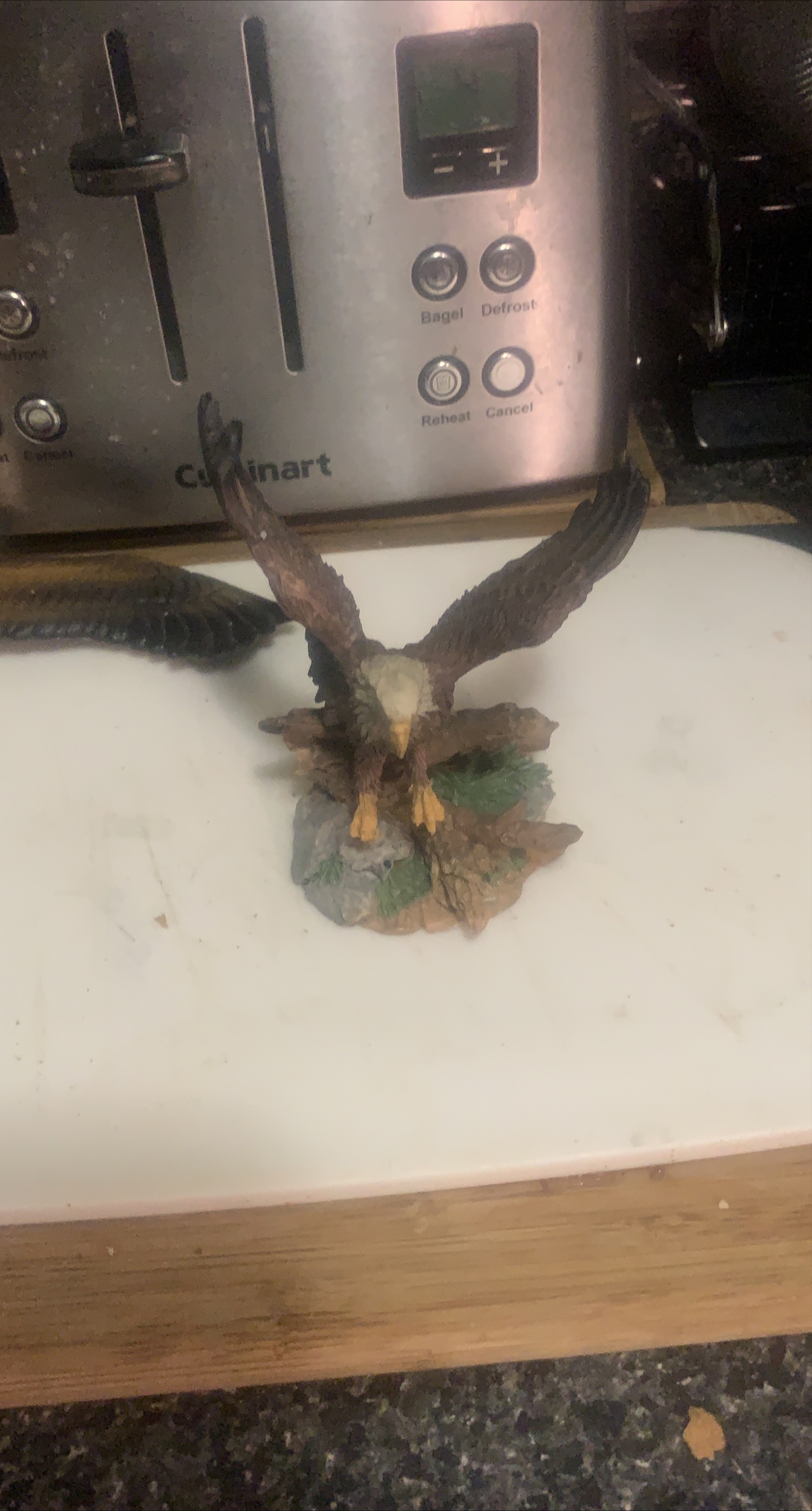 Eagle Figurine thumbnail