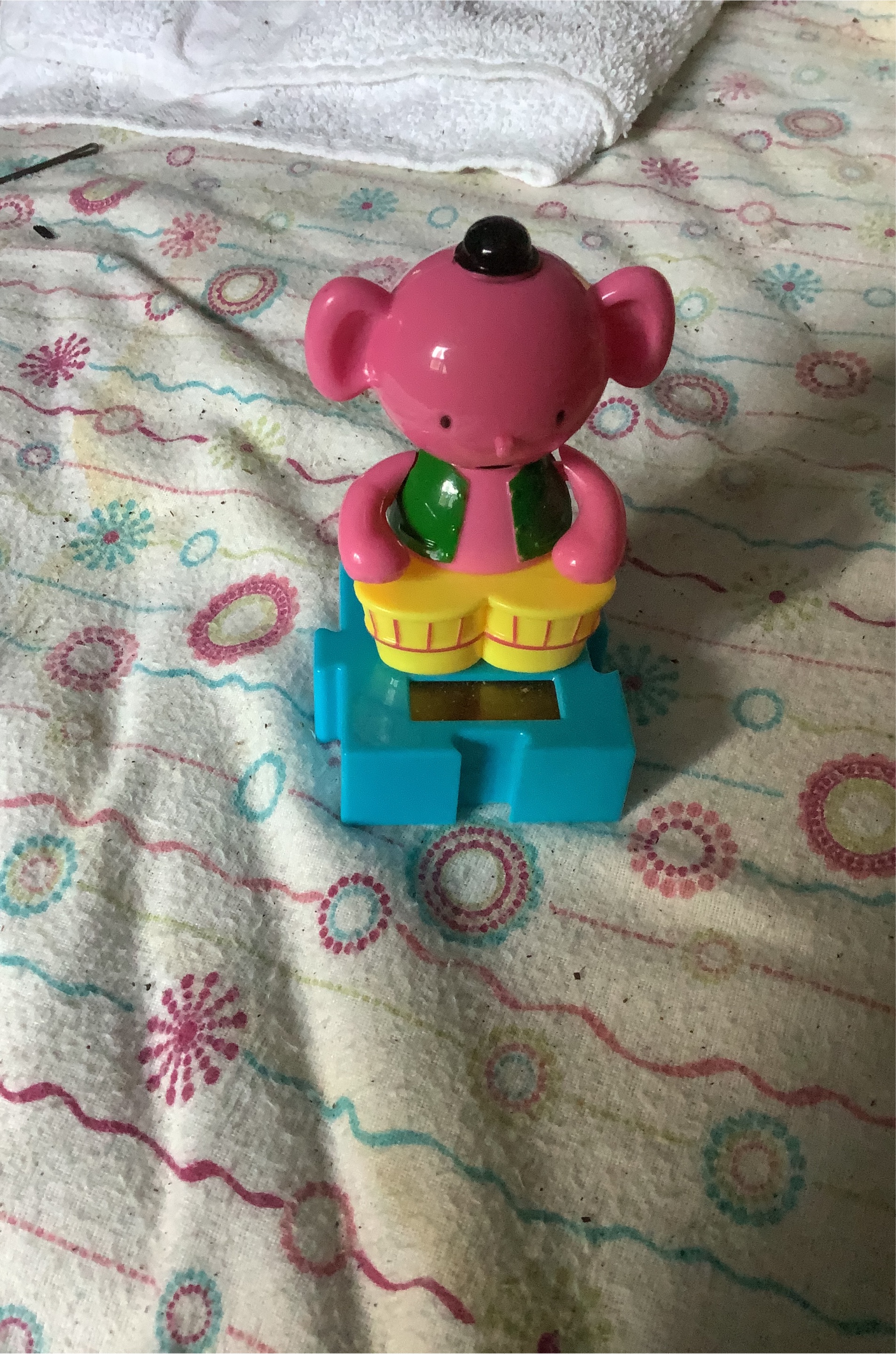 Pink Drummer Toy thumbnail