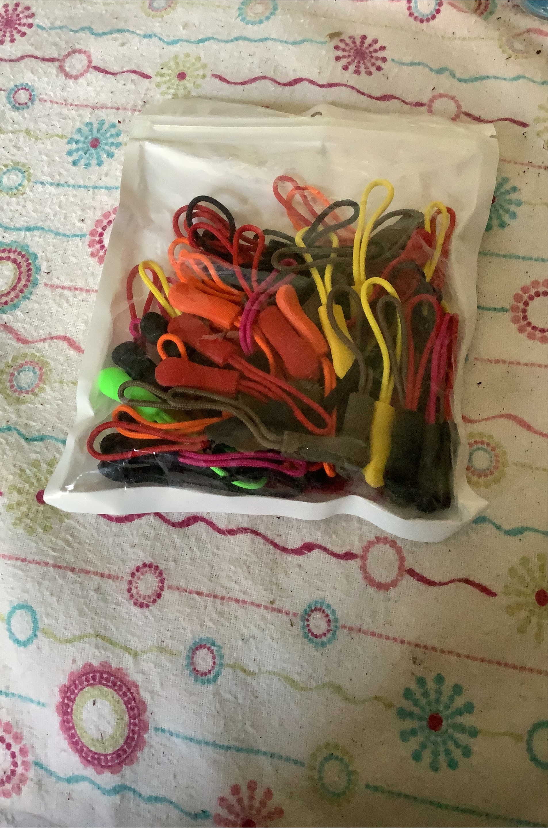 Zipper Pulls - Assorted Colours thumbnail