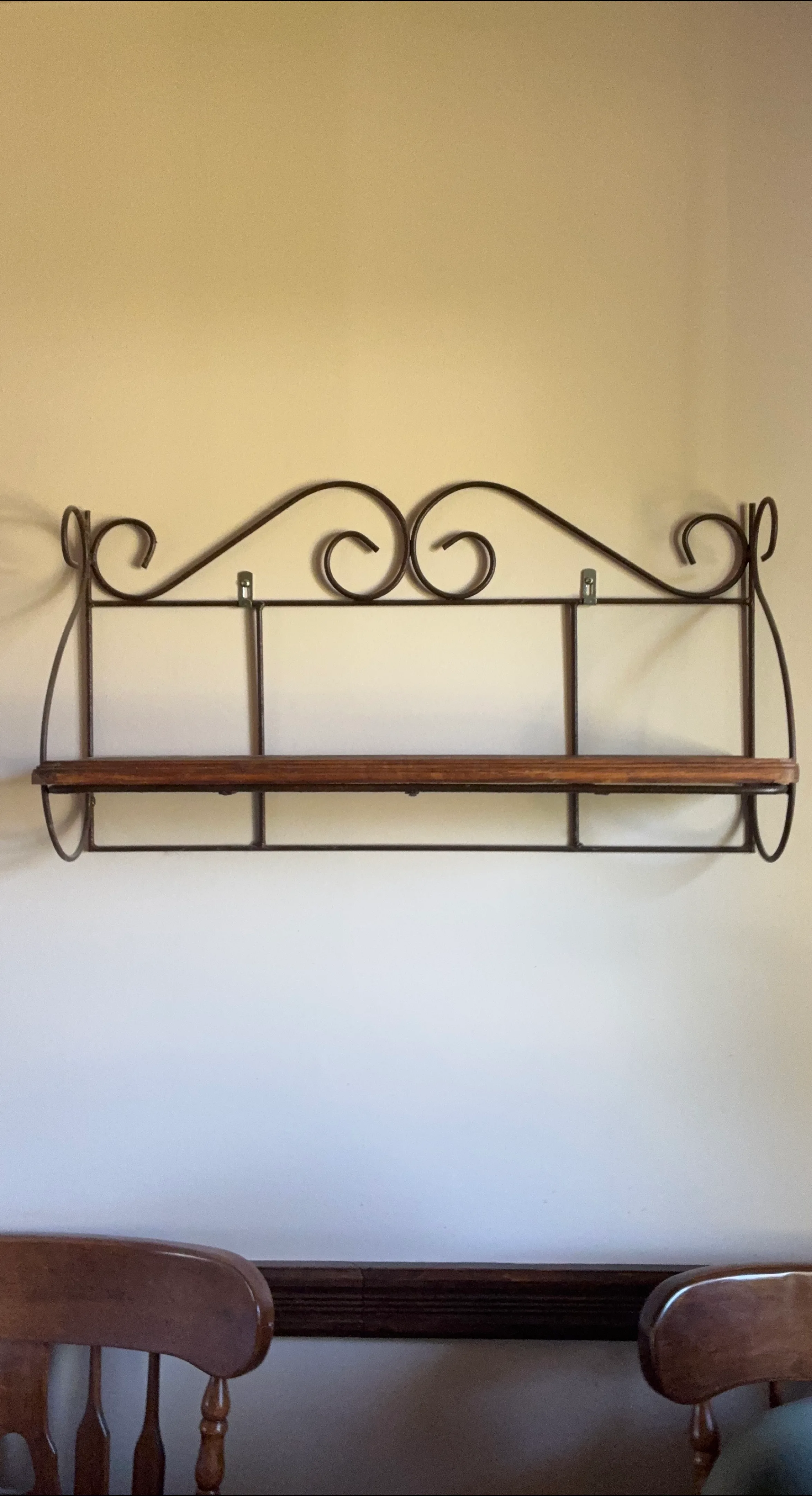 2 Wrought Iron Wall Shelf with Wood