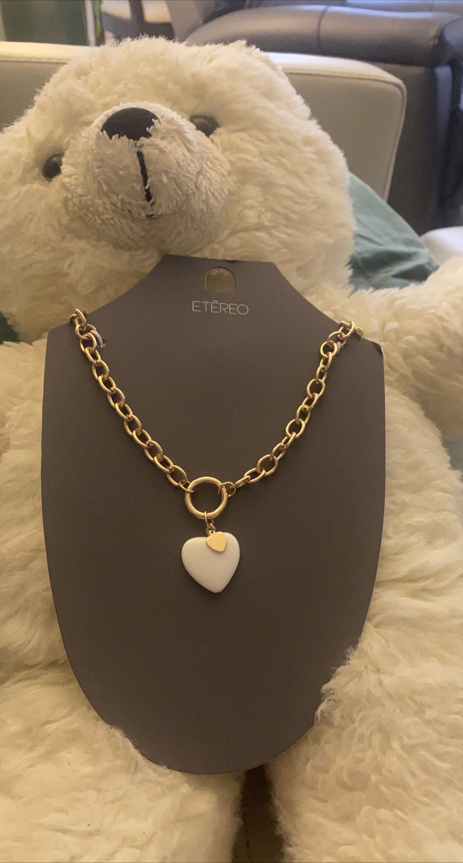 Etereo Gold Chain Necklace with Heart Pendant thumbnail