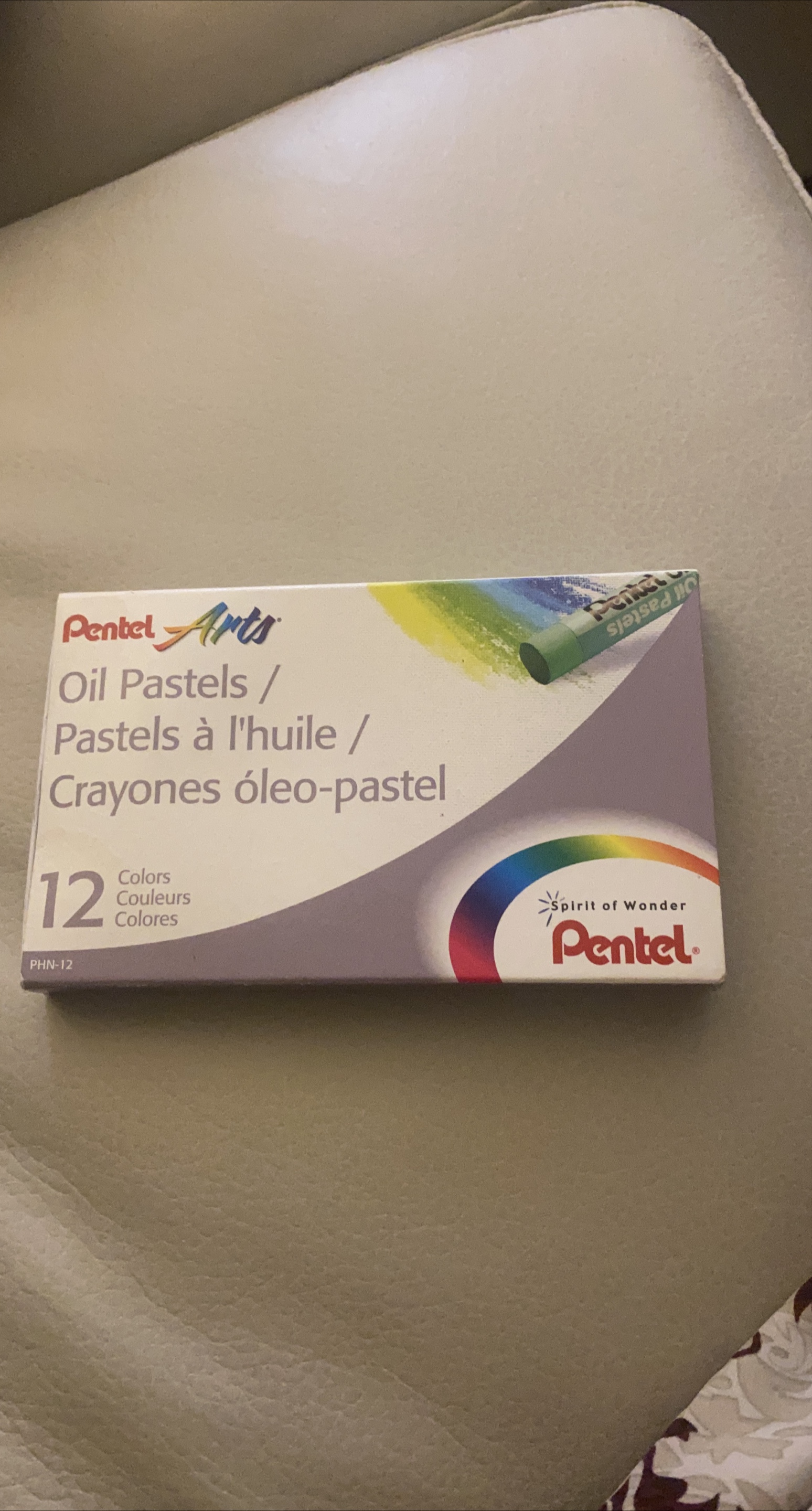 Pentel Arts Oil Pastels - 12 Colours thumbnail