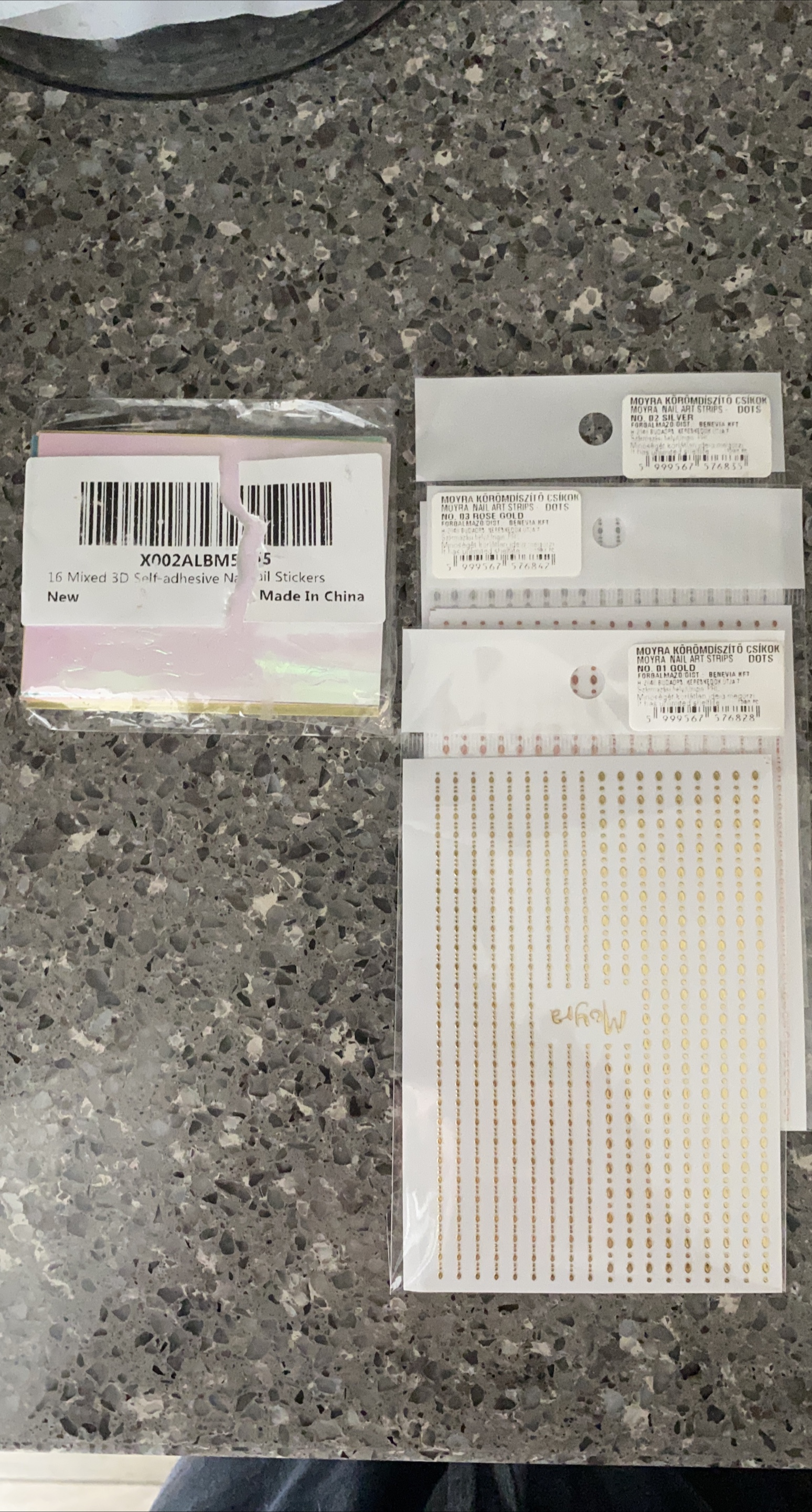 New Moyra Nail Art Strips - Dots thumbnail