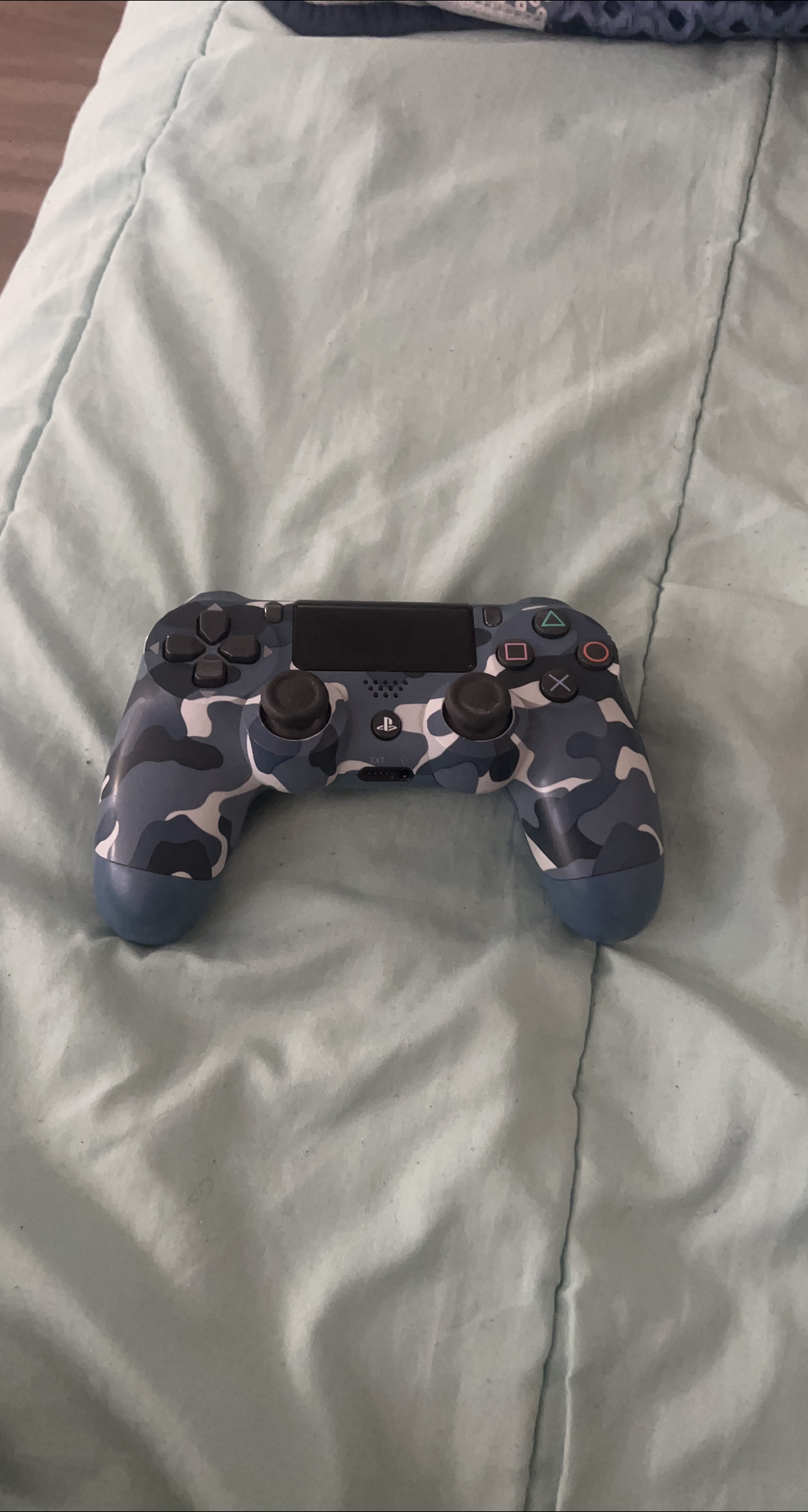 PlayStation 4 (PS4) Camouflage Controller