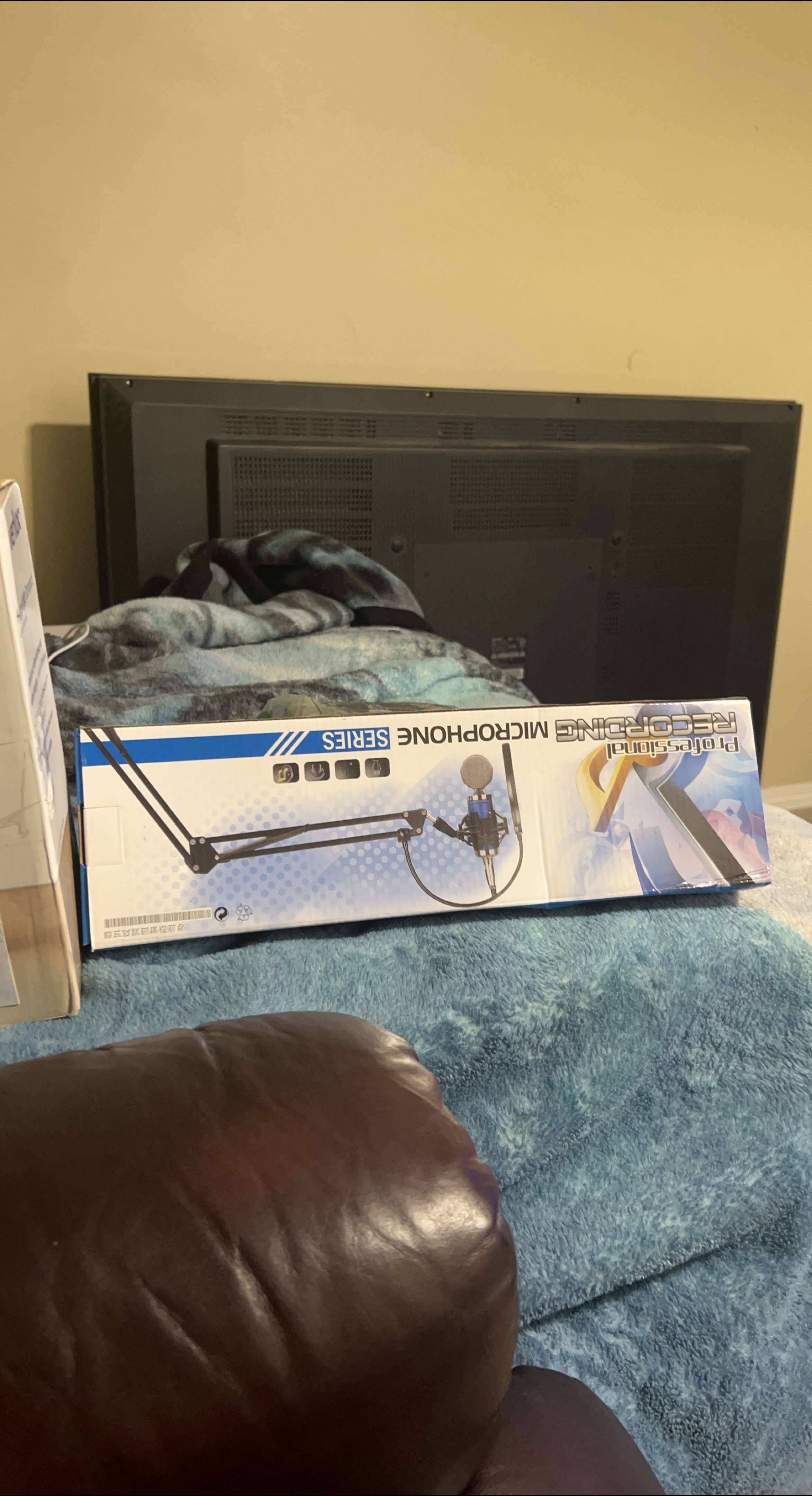 Professional Recording Microphone Series thumbnail