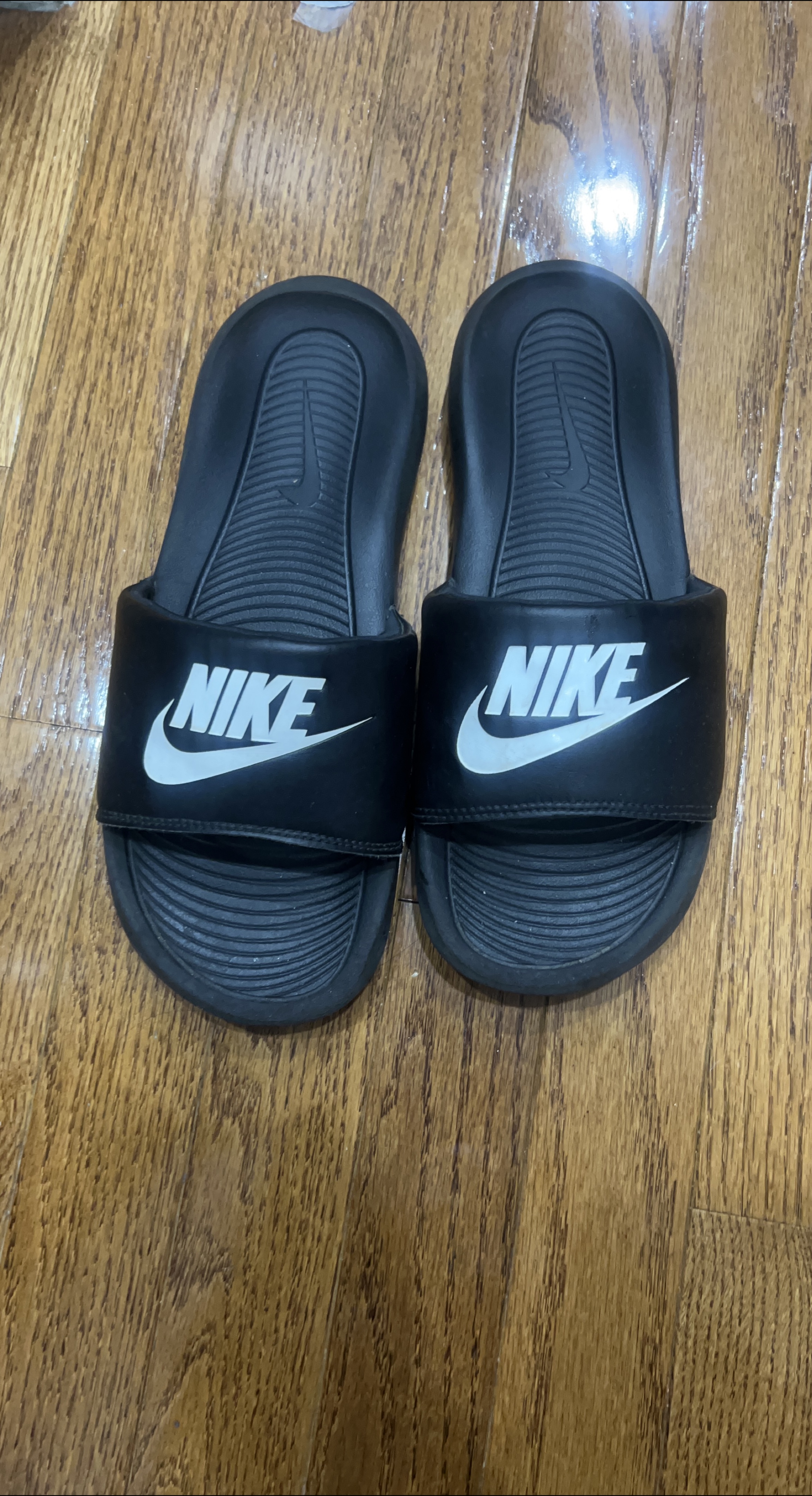 Nike Slides - Black
