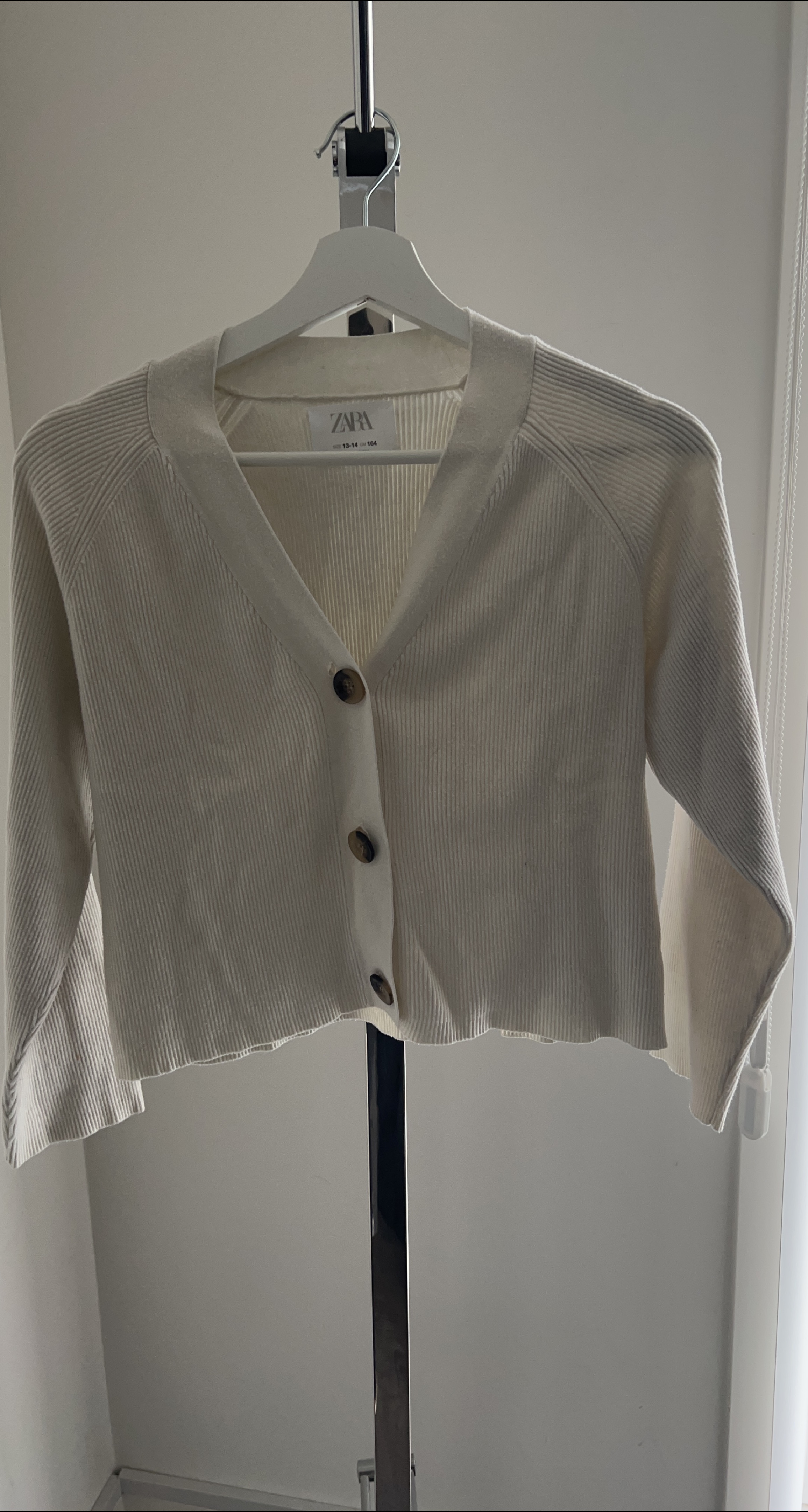 Zara Cream Knit Cardigan Size 13-14 image indicator(1)