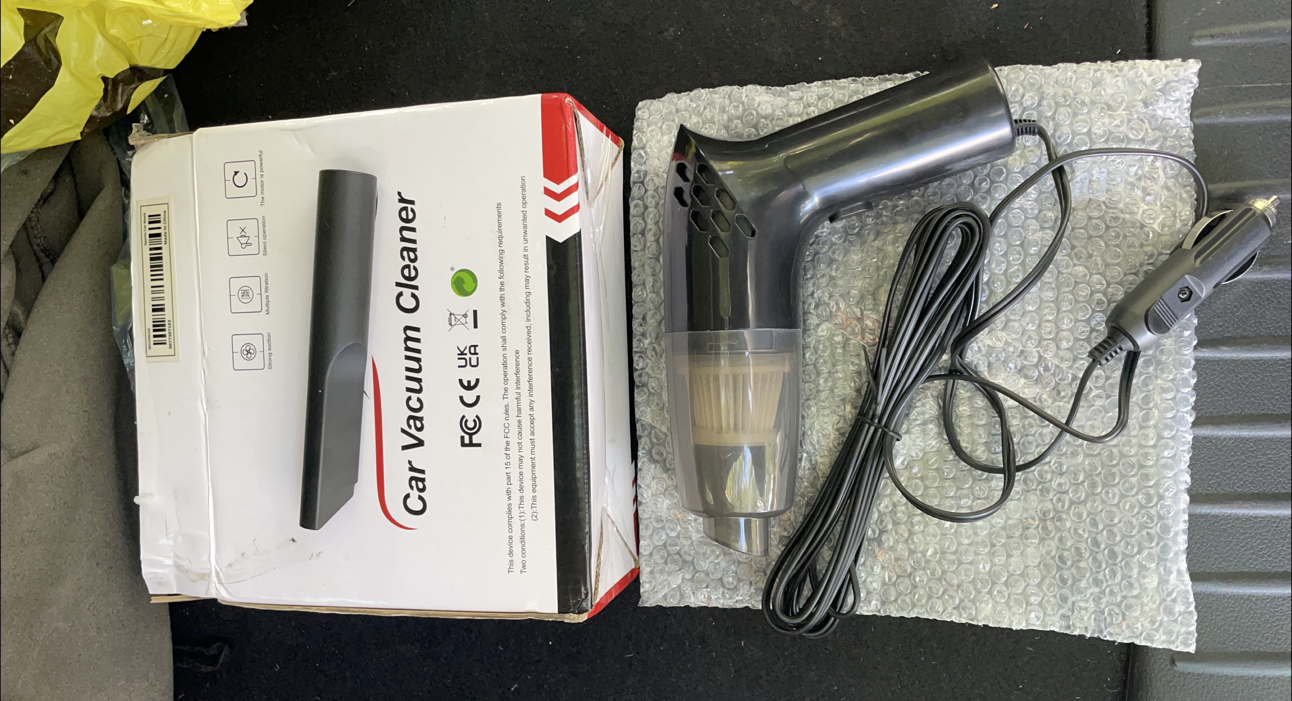 Car Vacuum Cleaner - New in Box thumbnail