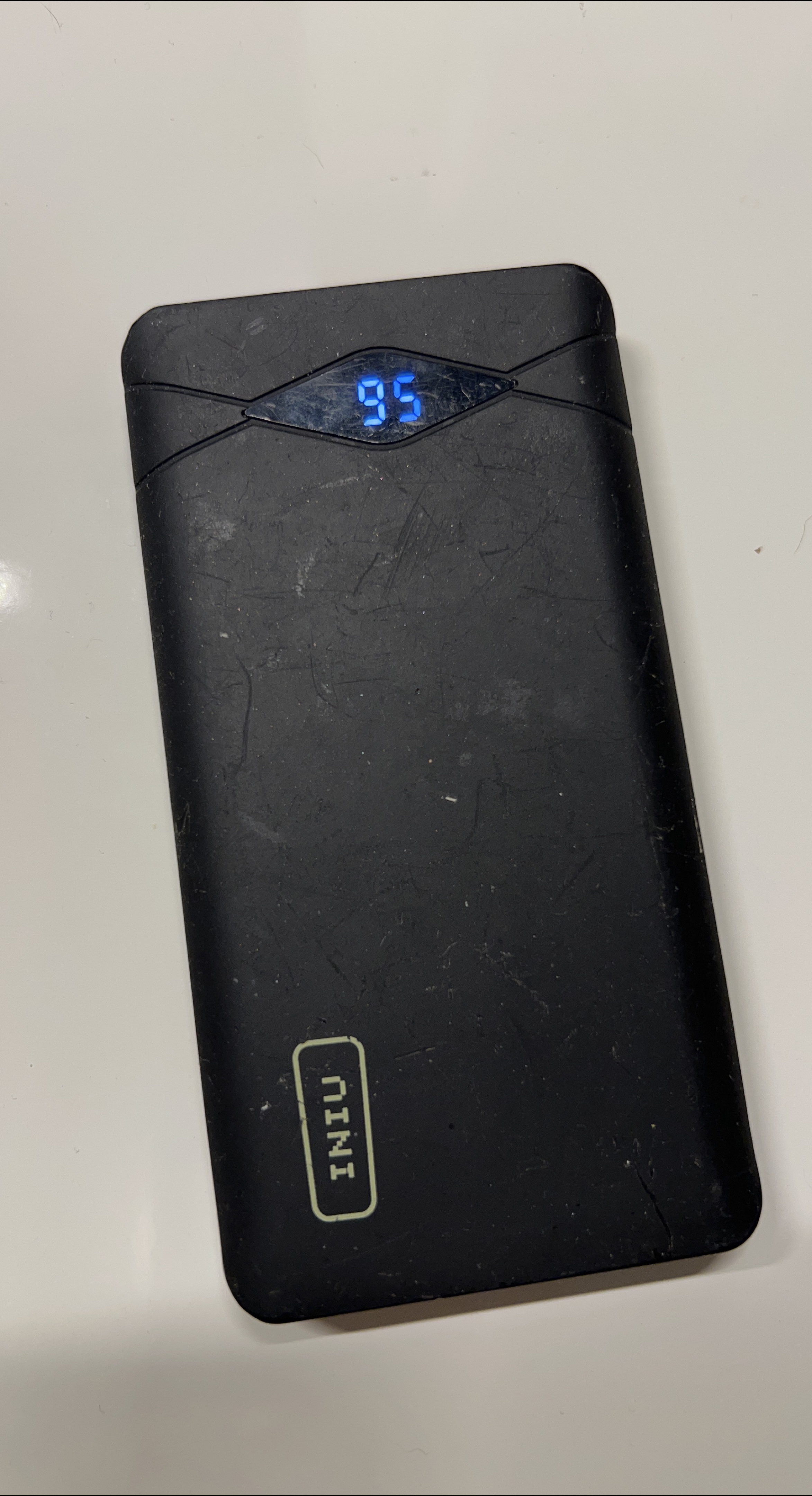 INIU Portable Charger Power Bank and Flashlight🥕 thumbnail