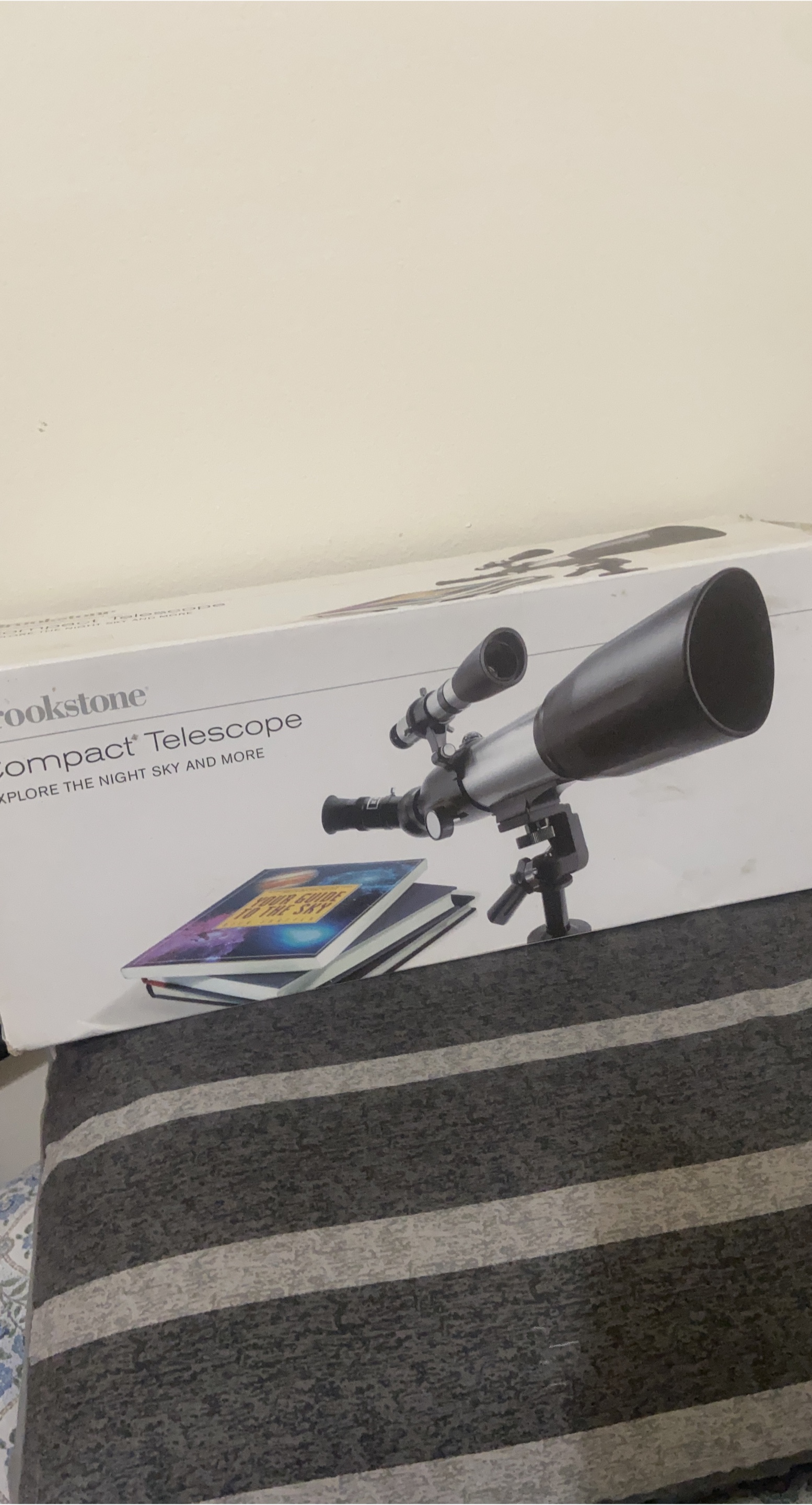Brookstone Compact Telescope thumbnail