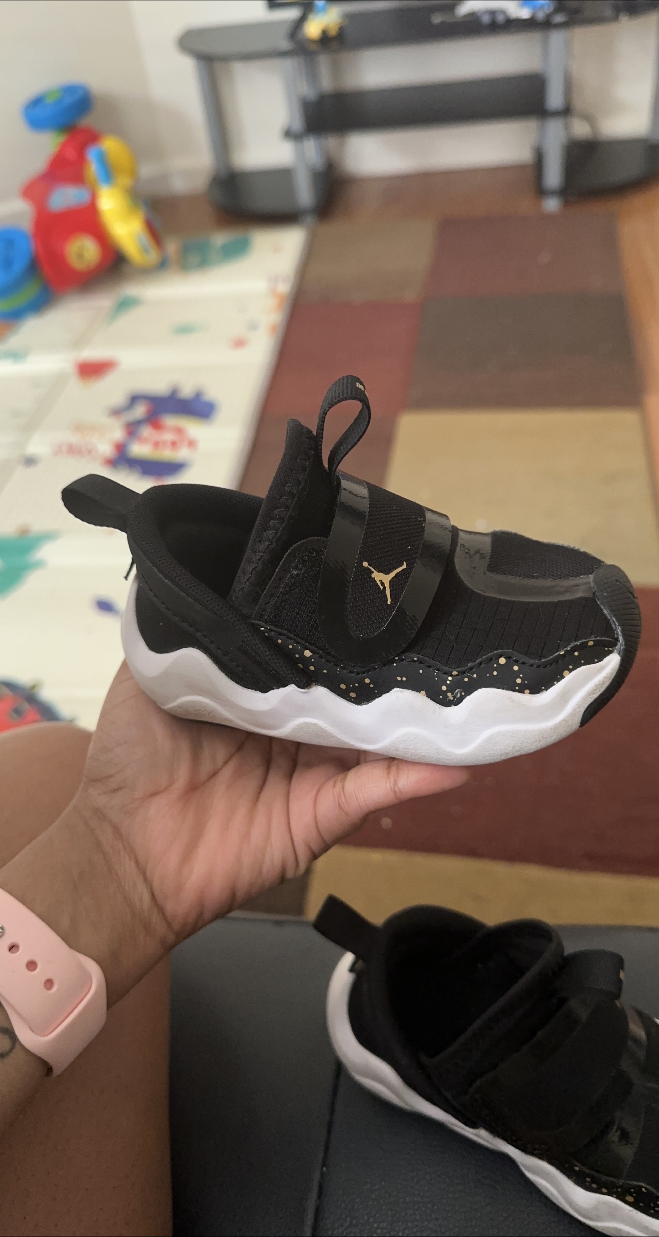 Jordan React 2C Black Sneakers thumbnail