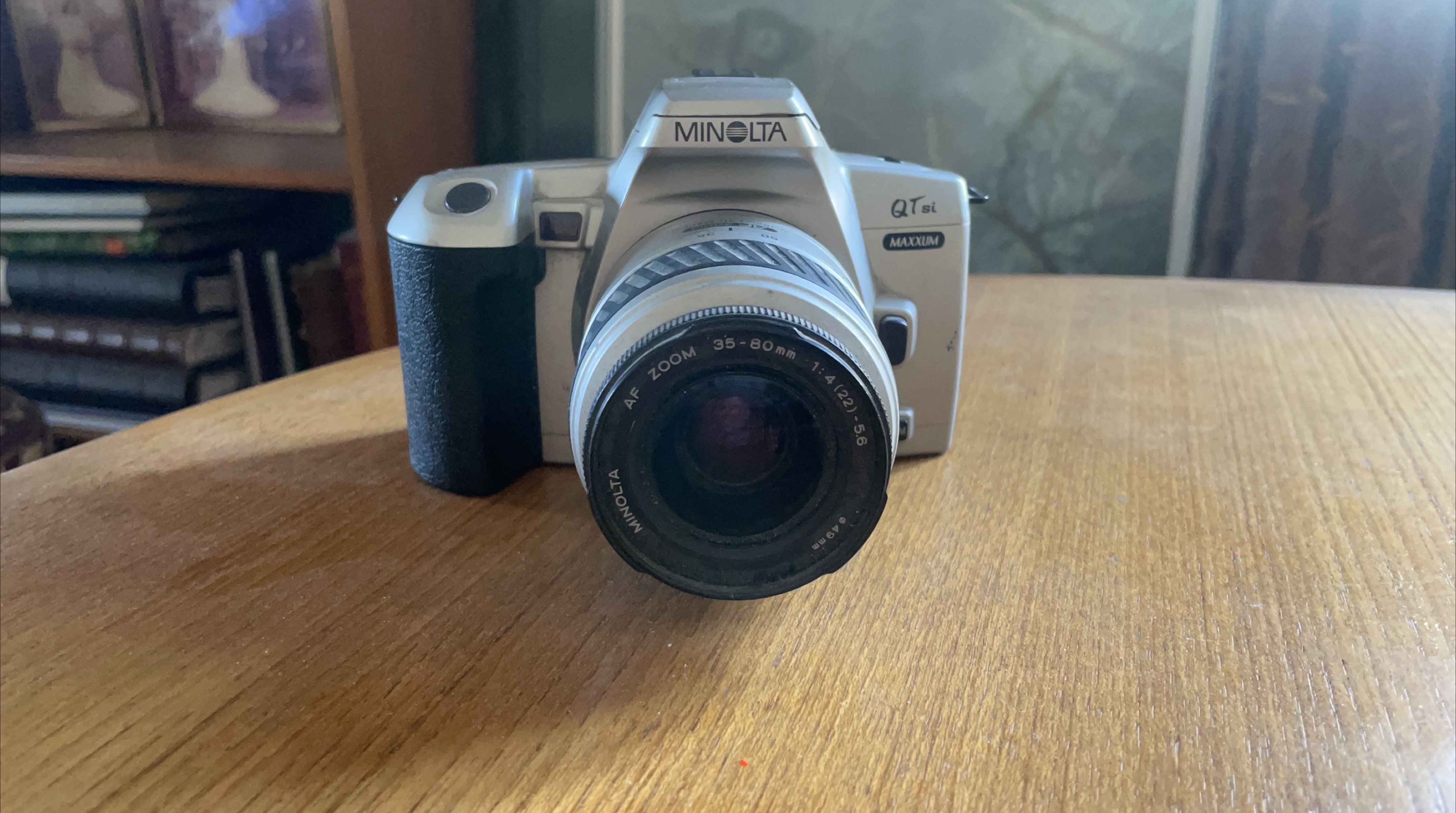 Minolta QTsi Maxxum Film Camera 🥕 thumbnail
