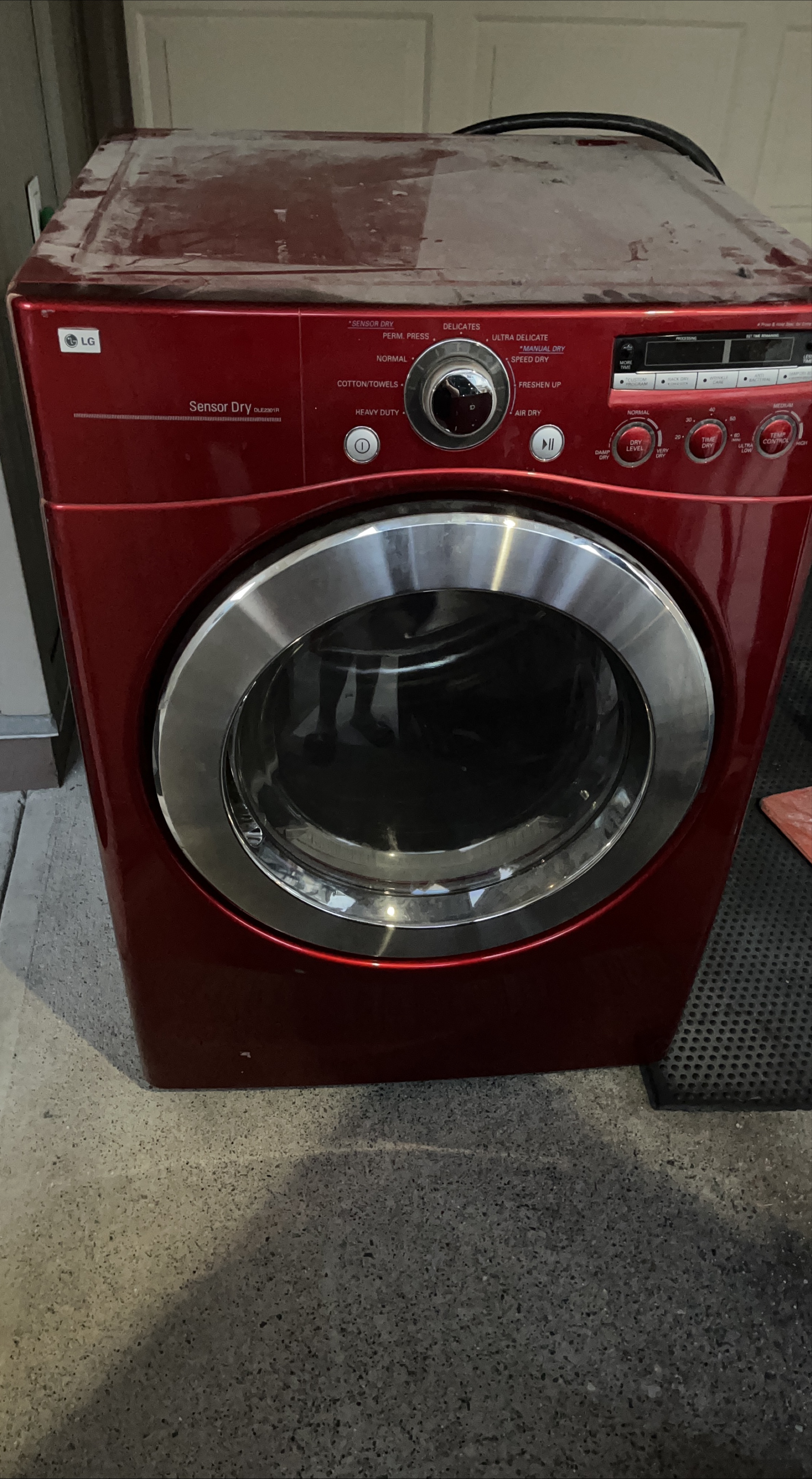 LG Sensor Dry DLE2301R Dryer - Red