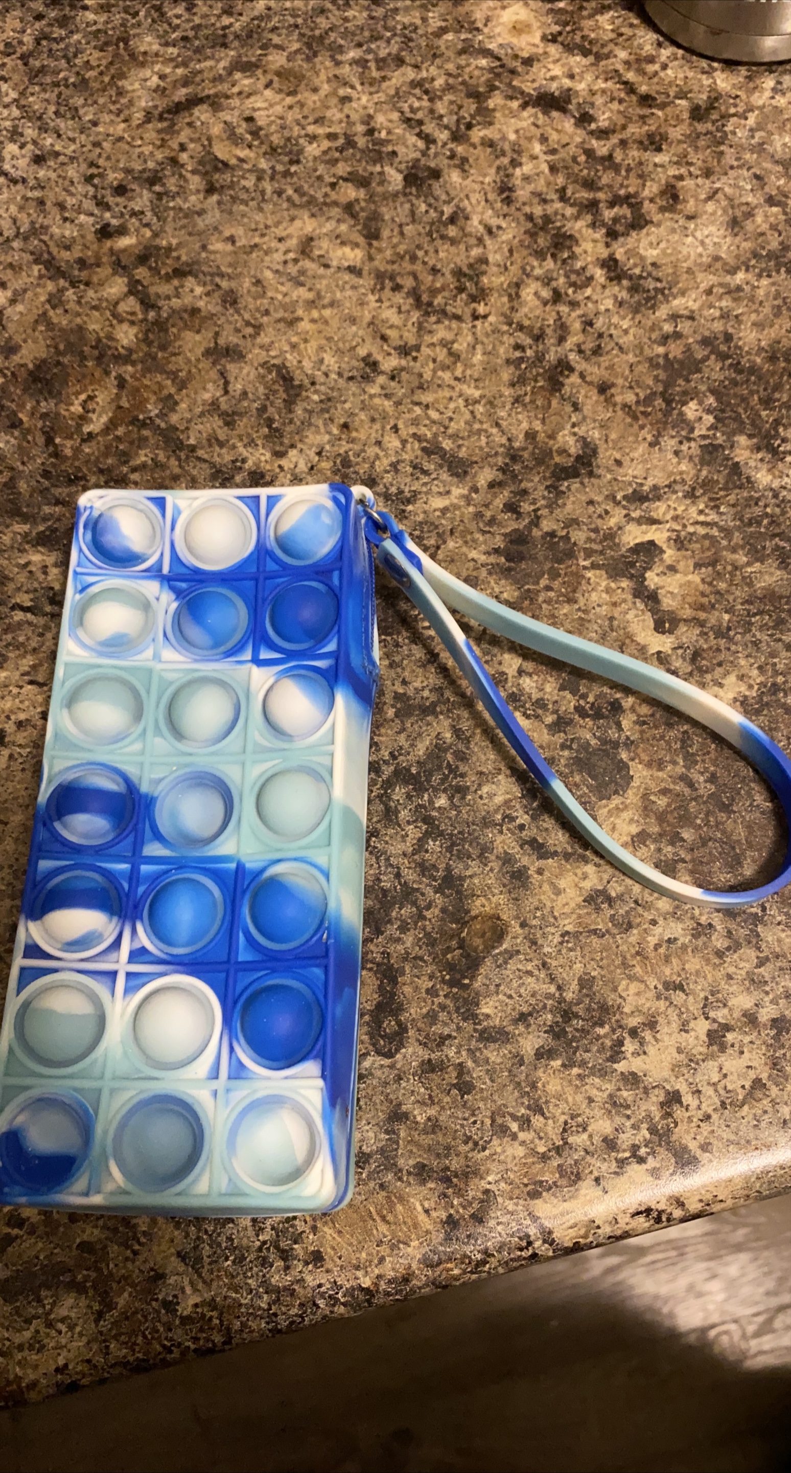 🥕  Blue & White Pop It Purse thumbnail
