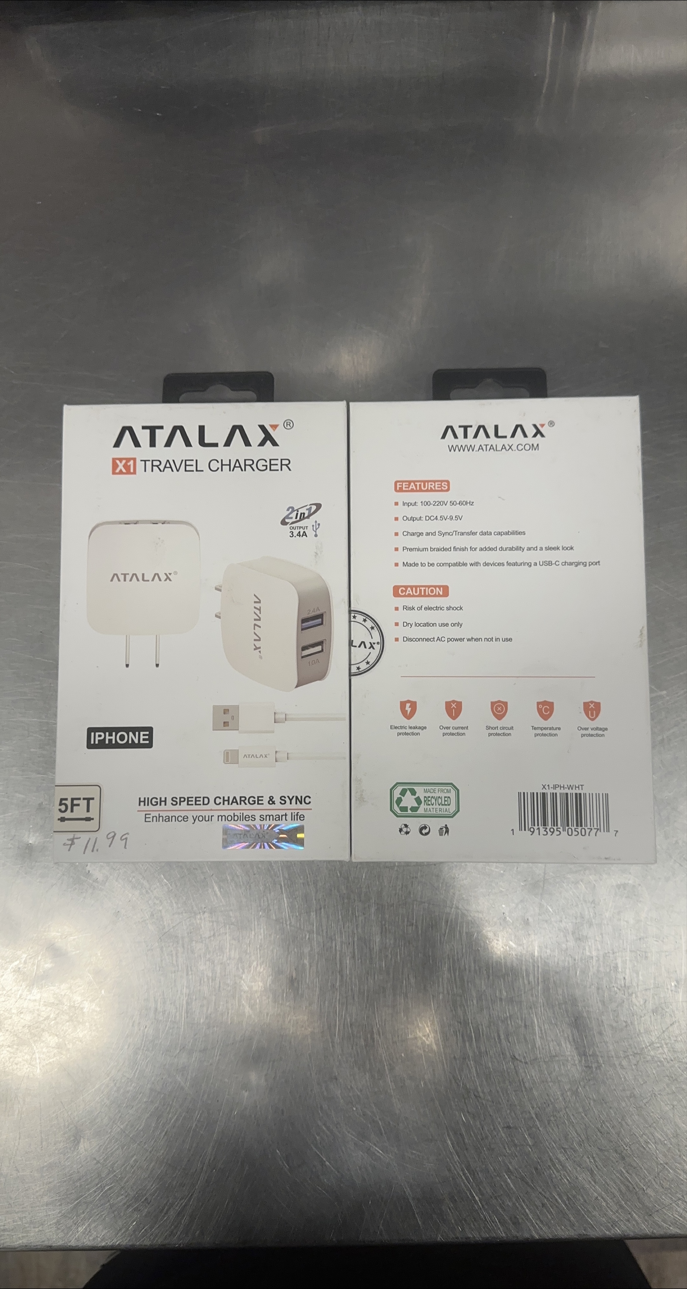 Atalax X1 Travel Charger - iPhone Compatible thumbnail