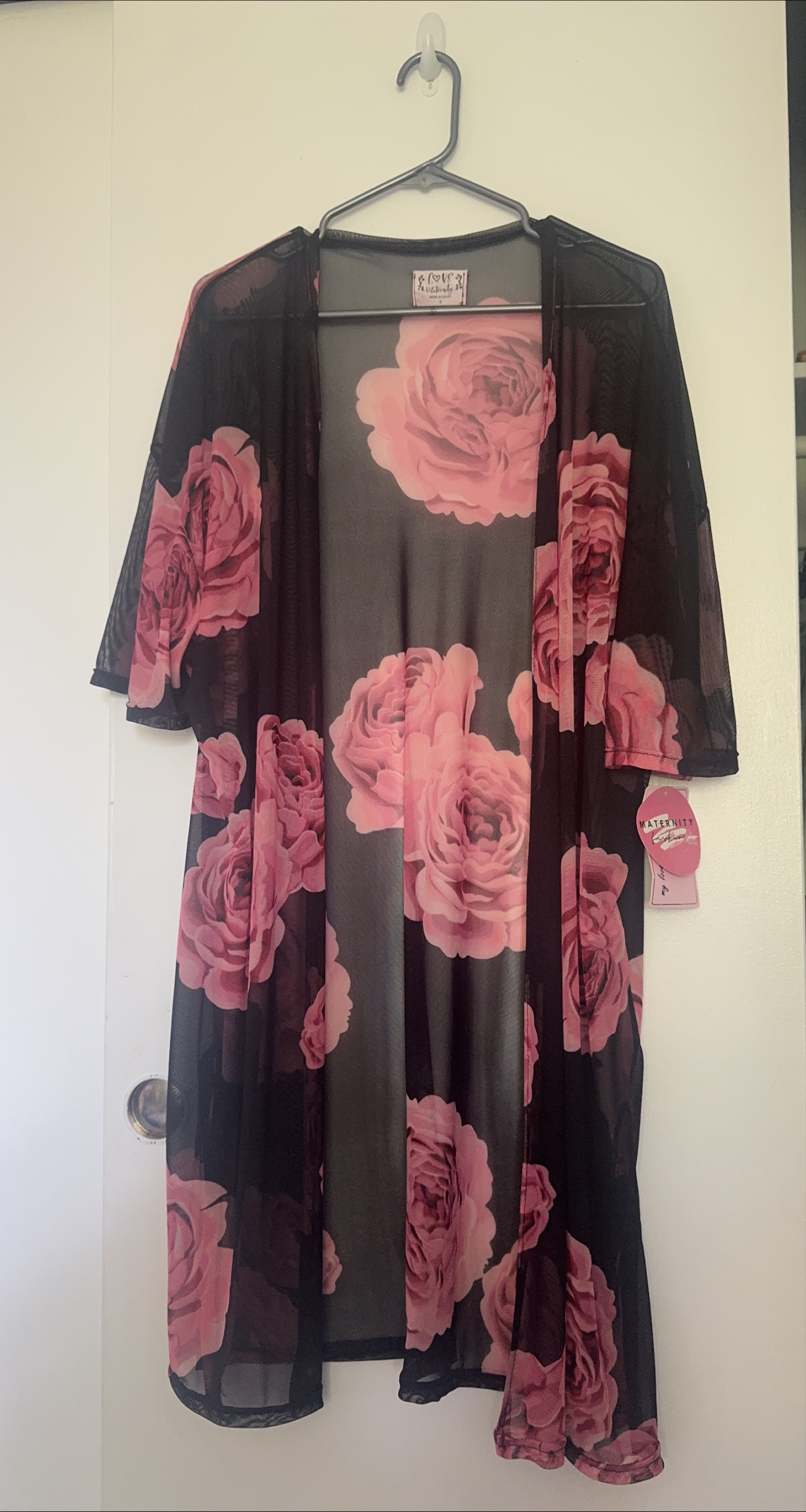 Daisy Rose Kimono - Black with Pink Roses 🥕 thumbnail
