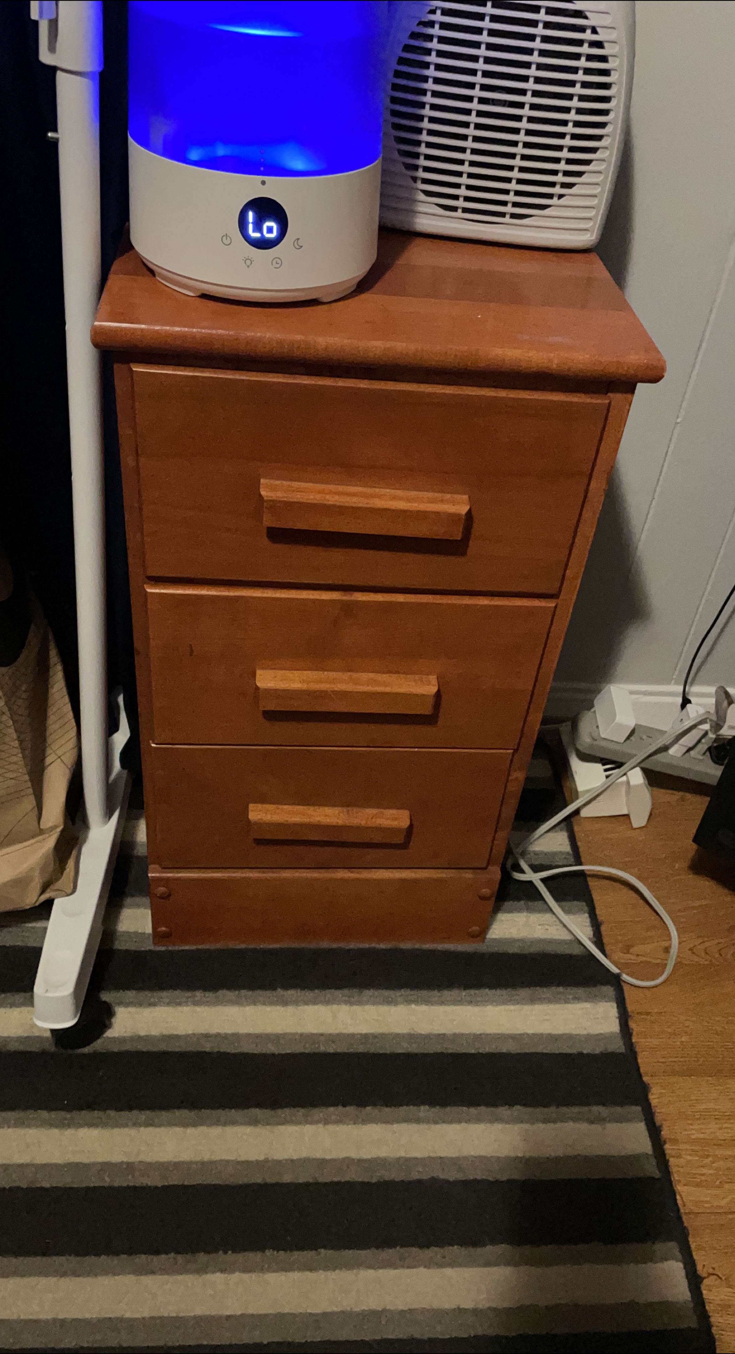 Wooden Dresser thumbnail